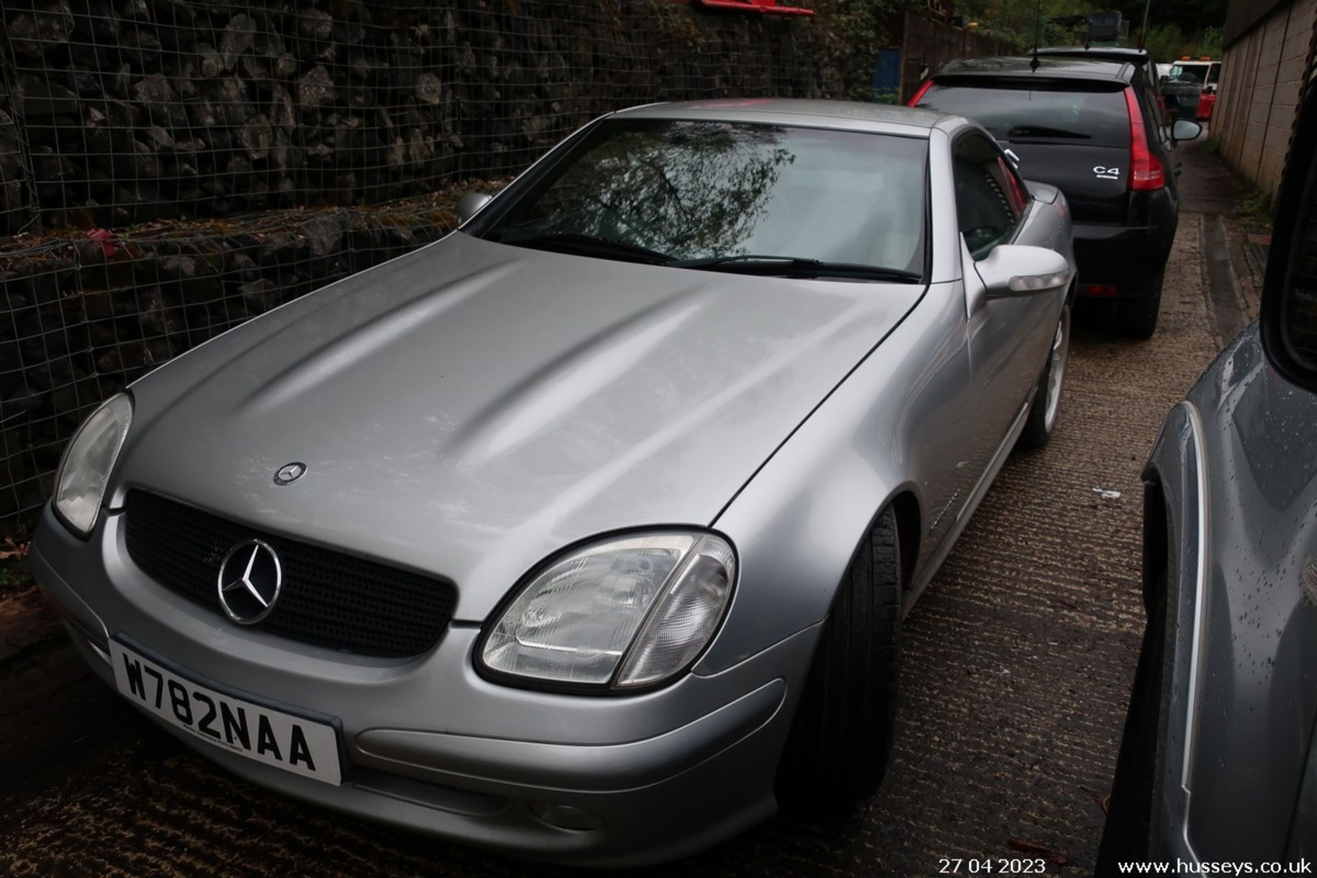 2000 MERCEDES SLK 200 KOMPRESSOR AUTO - 1998cc 2dr Convertible (Silver, 50k) - Image 2 of 8