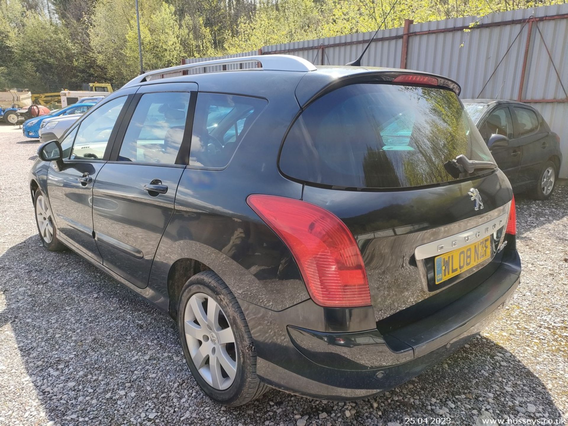 08/08 PEUGEOT 308 SW SE HDI - 1560cc 5dr Estate (Black, 84k) - Image 13 of 34