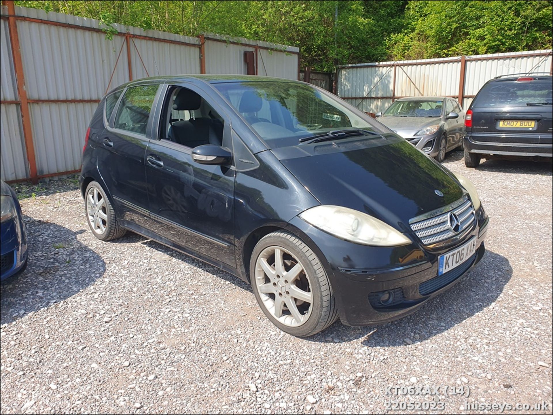 06/06 MERCEDES A180CDI AVANTGARDE SE CVT - 1992cc 5dr Hatchback (Black, 107k) - Image 14 of 41