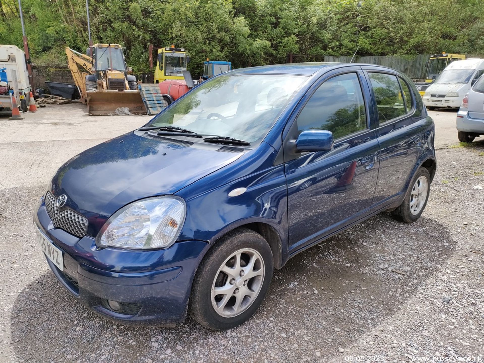 05/05 TOYOTA YARIS T SPIRIT - 998cc 5dr Hatchback (Blue) - Image 7 of 34