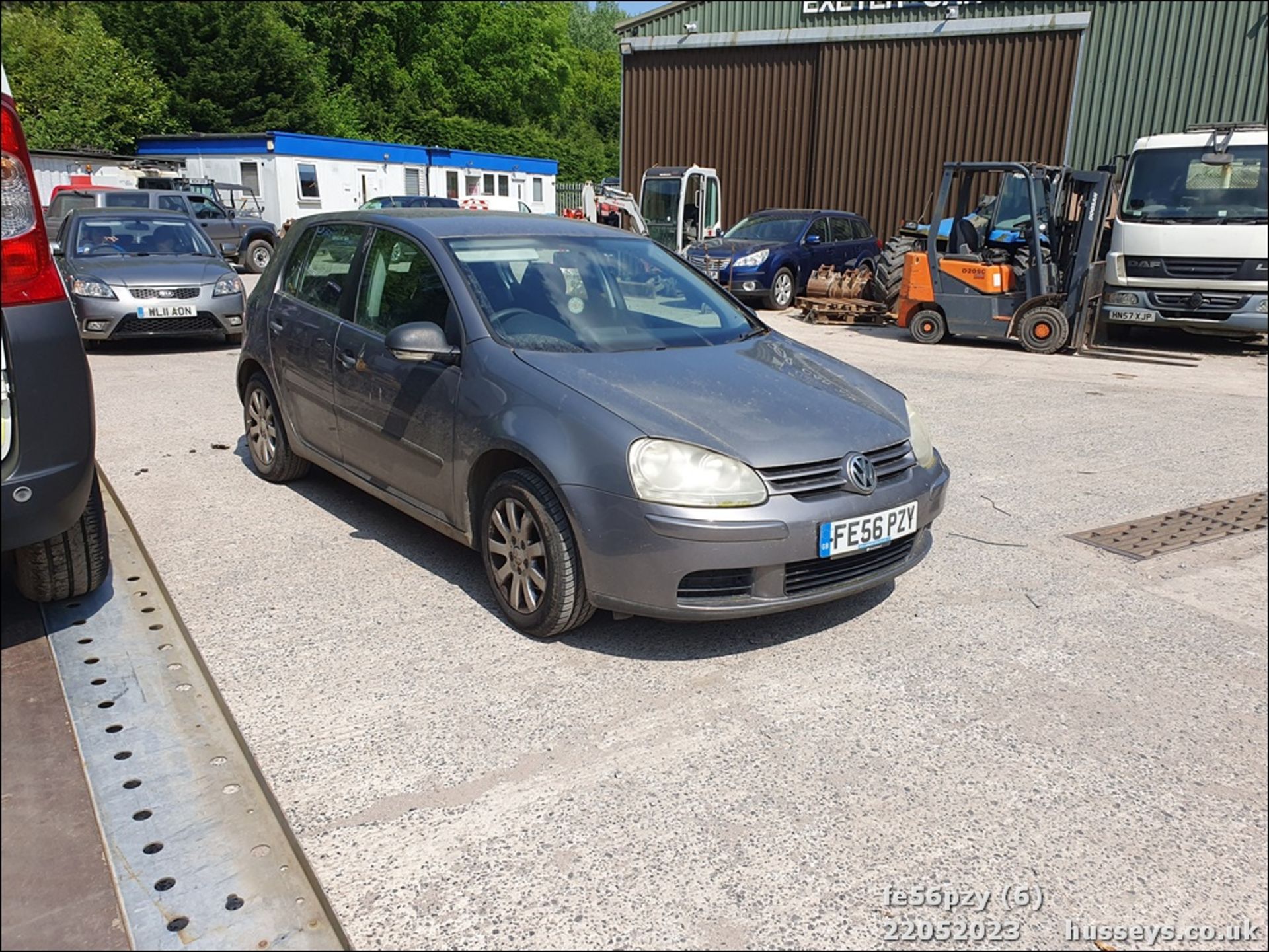 06/56 VOLKSWAGEN GOLF S 80 - 1390cc 5dr Hatchback (Grey, 114k) - Image 6 of 48