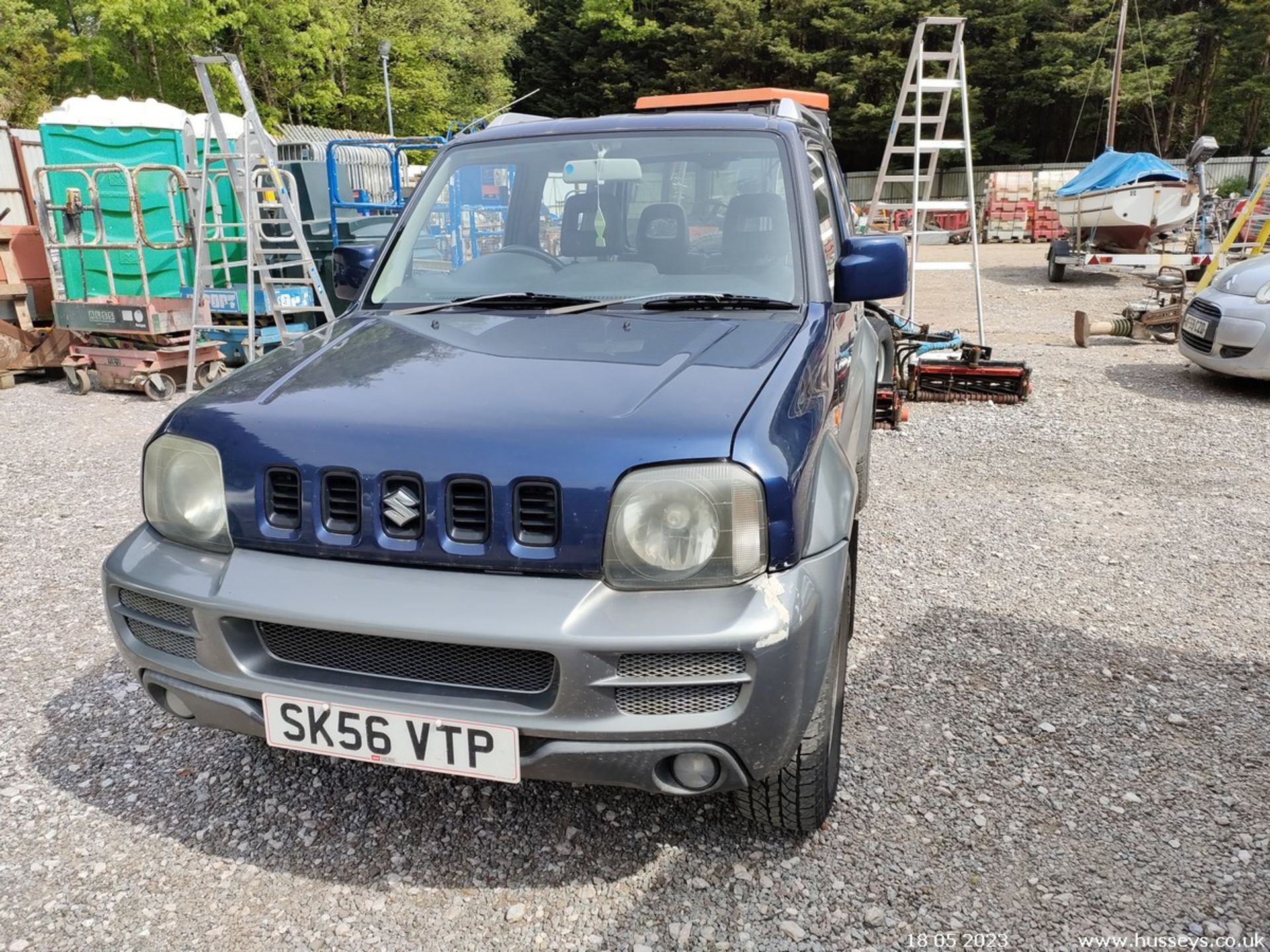 06/56 SUZUKI JIMNY VVT - 1328cc 3dr Estate (Blue, 56k) - Image 6 of 35