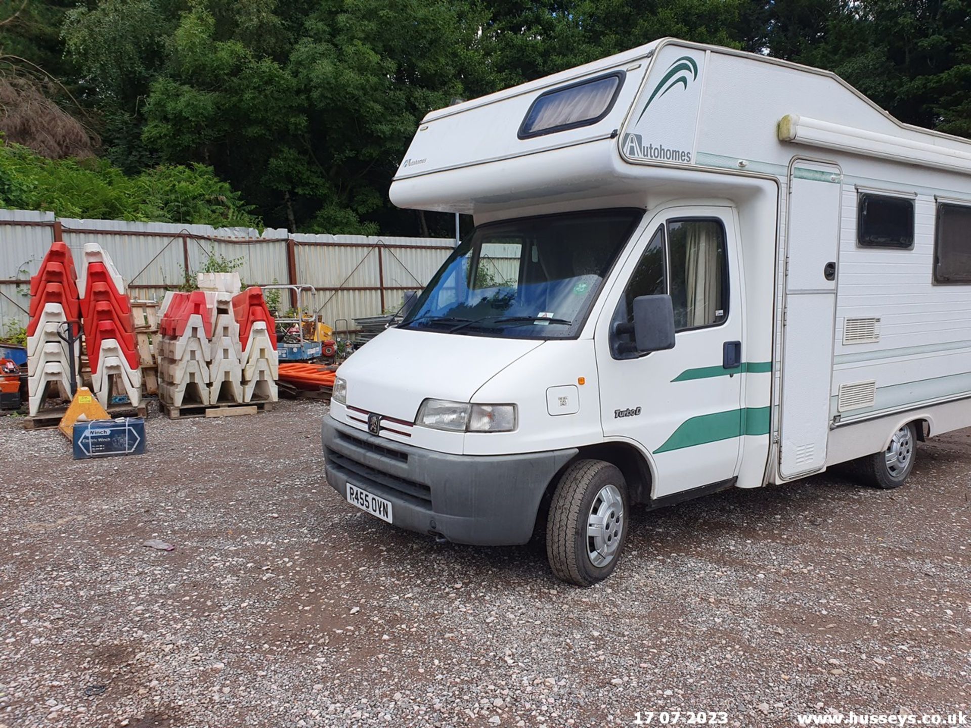 1998 PEUGEOT BOXER 270 TD MWB 4 BERTH CARAVAN - 1905cc 3dr Motor Caravan (White) - Image 5 of 63