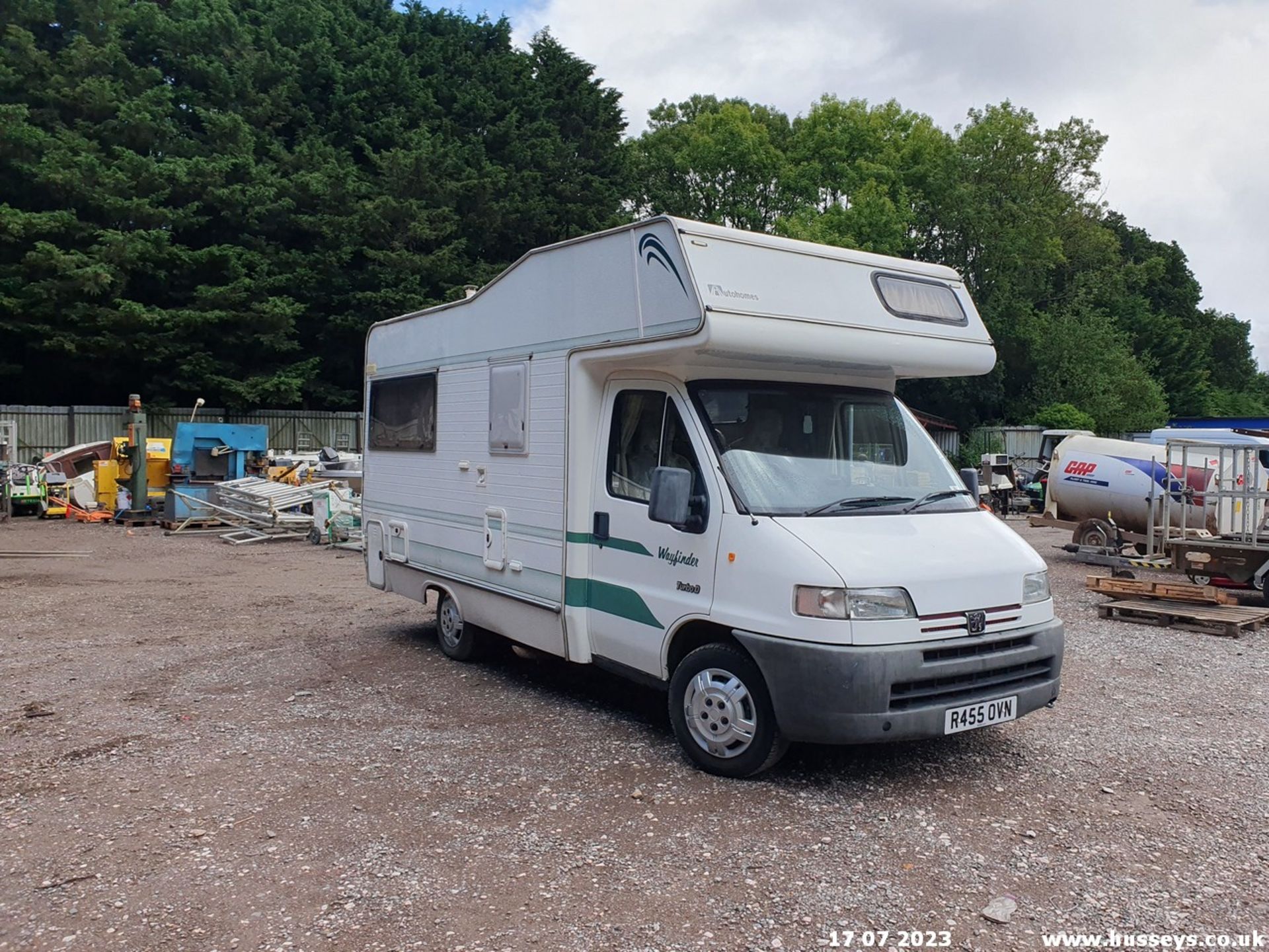 1998 PEUGEOT BOXER 270 TD MWB 4 BERTH CARAVAN - 1905cc 3dr Motor Caravan (White) - Image 9 of 63