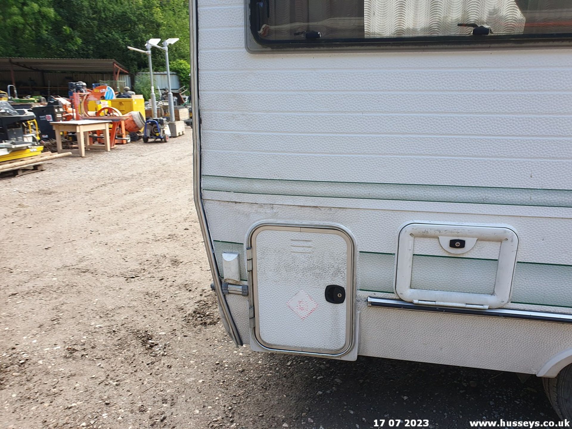 1998 PEUGEOT BOXER 270 TD MWB 4 BERTH CARAVAN - 1905cc 3dr Motor Caravan (White) - Image 51 of 63