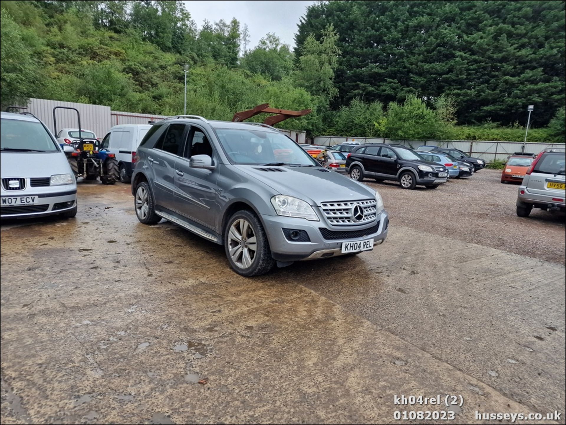 11/04 MERCEDES-BENZ ML300 SPORT CDI BLUE-CY A - 2987cc 5dr Estate (Silver, 160k) - Image 3 of 48