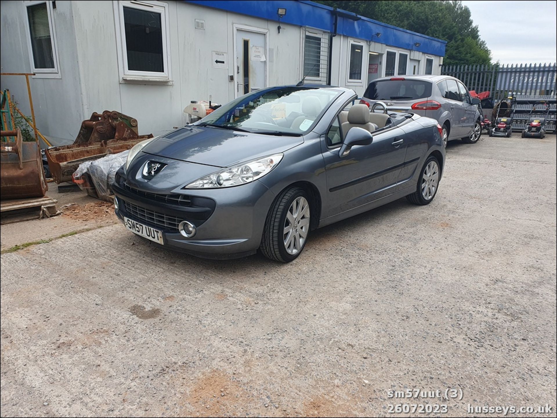 07/57 PEUGEOT 207 GT CC - 1598cc 2dr Convertible (Grey) - Image 4 of 39