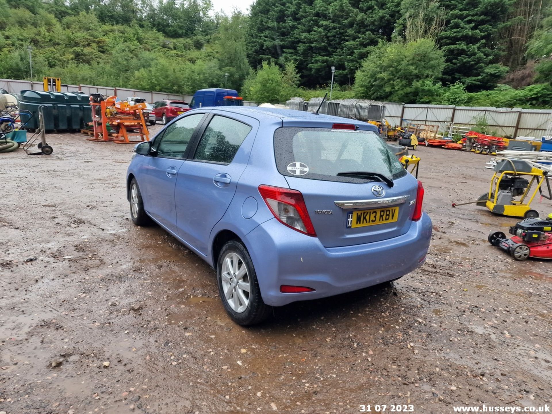 13/13 TOYOTA YARIS TR D-4D - 1364cc 5dr Hatchback (Blue, 86k) - Image 23 of 50