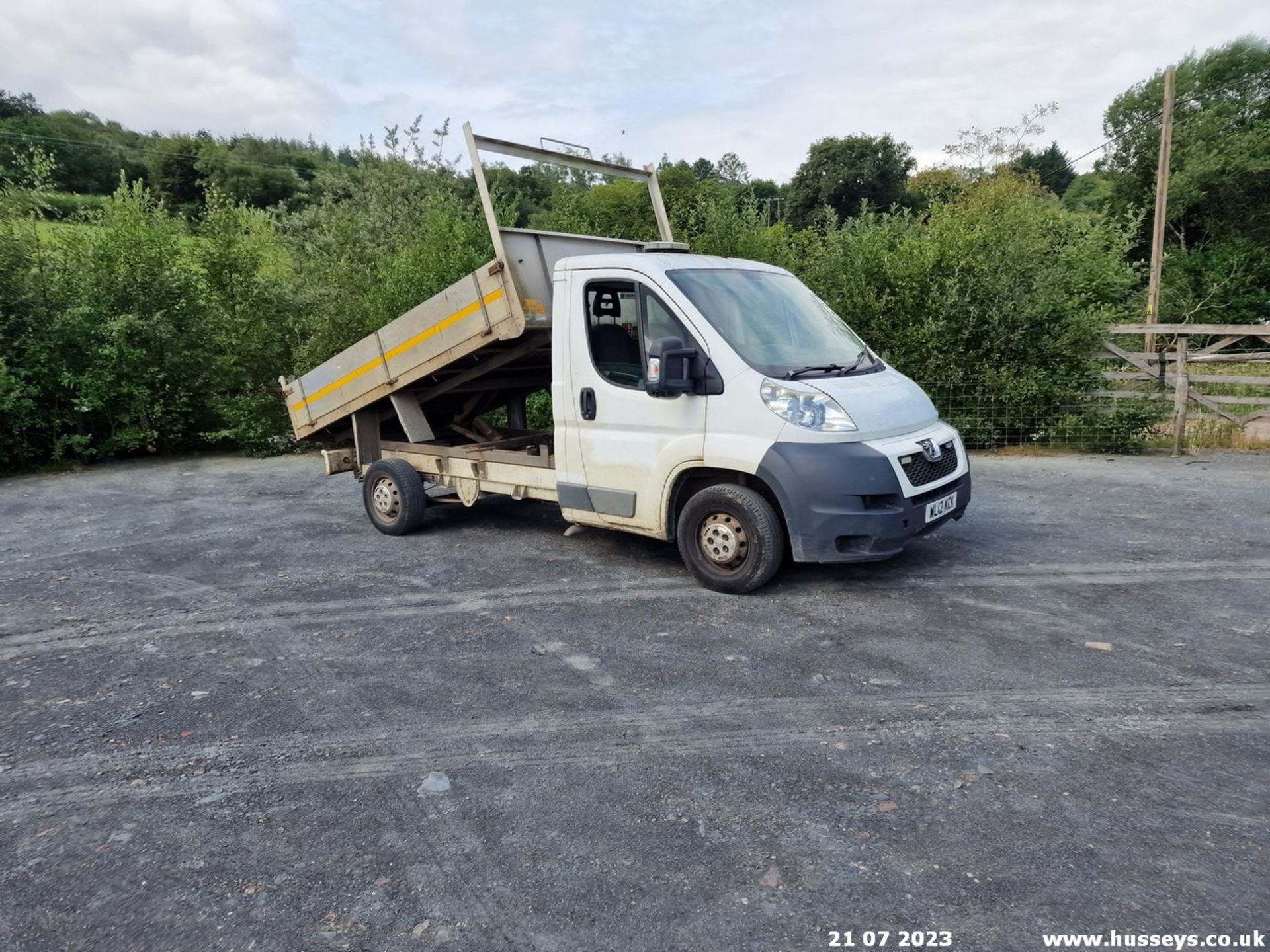 12/12 PEUGEOT BOXER 335 L2 HDI - 2198cc 2dr Tipper (White, 125k) - Image 26 of 31