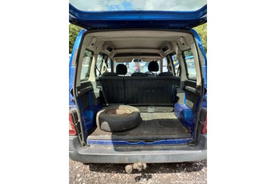 07/07 PEUGEOT PARTNER COMBI - 1560cc 5dr MPV (Blue) - Image 29 of 33