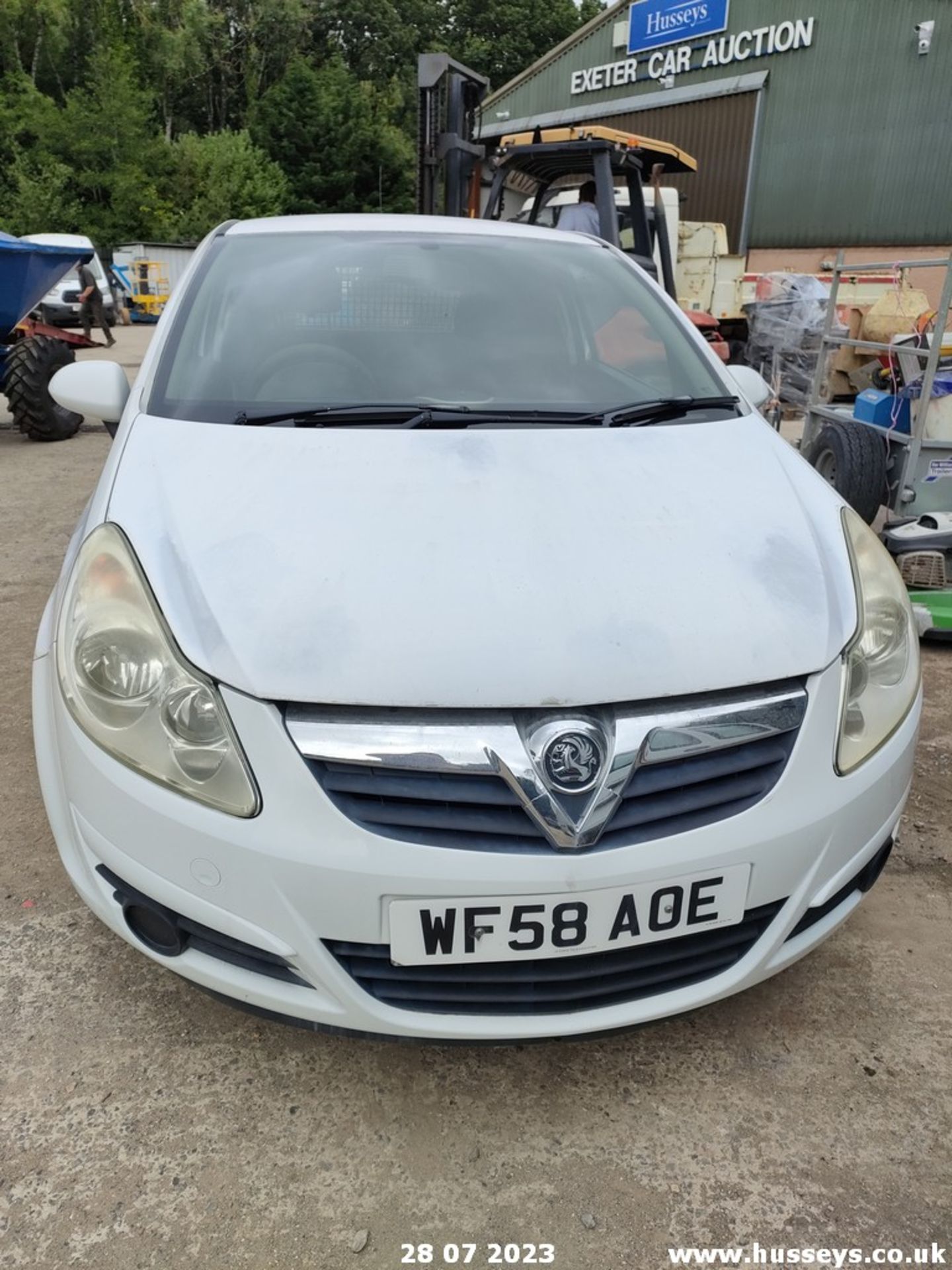 08/58 VAUXHALL CORSA CDTI - 1248cc 3dr Van (White, 61k) - Image 6 of 28