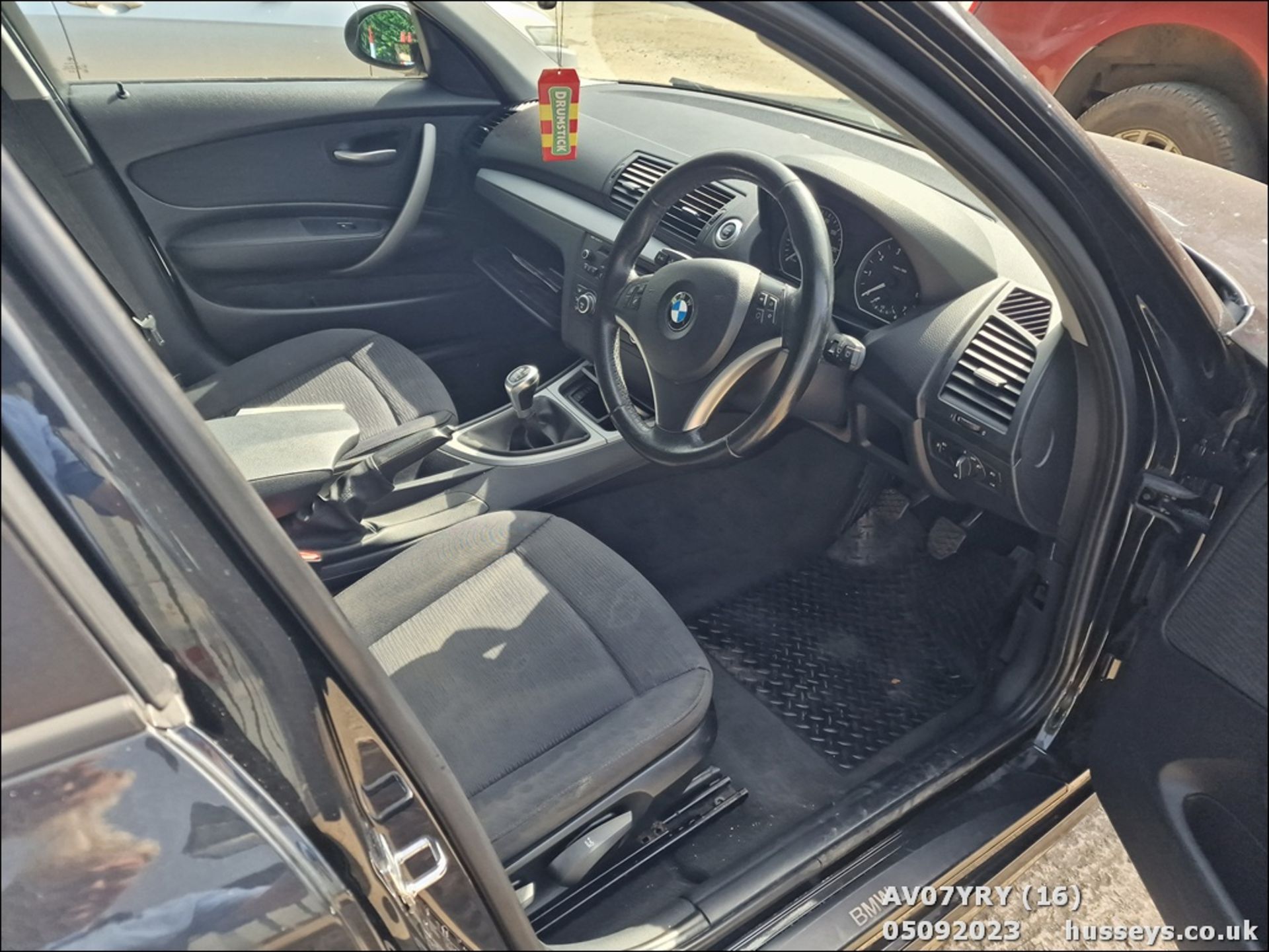 07/07 BMW 116I SE - 1596cc 5dr Hatchback (Black, 102k) - Image 17 of 41