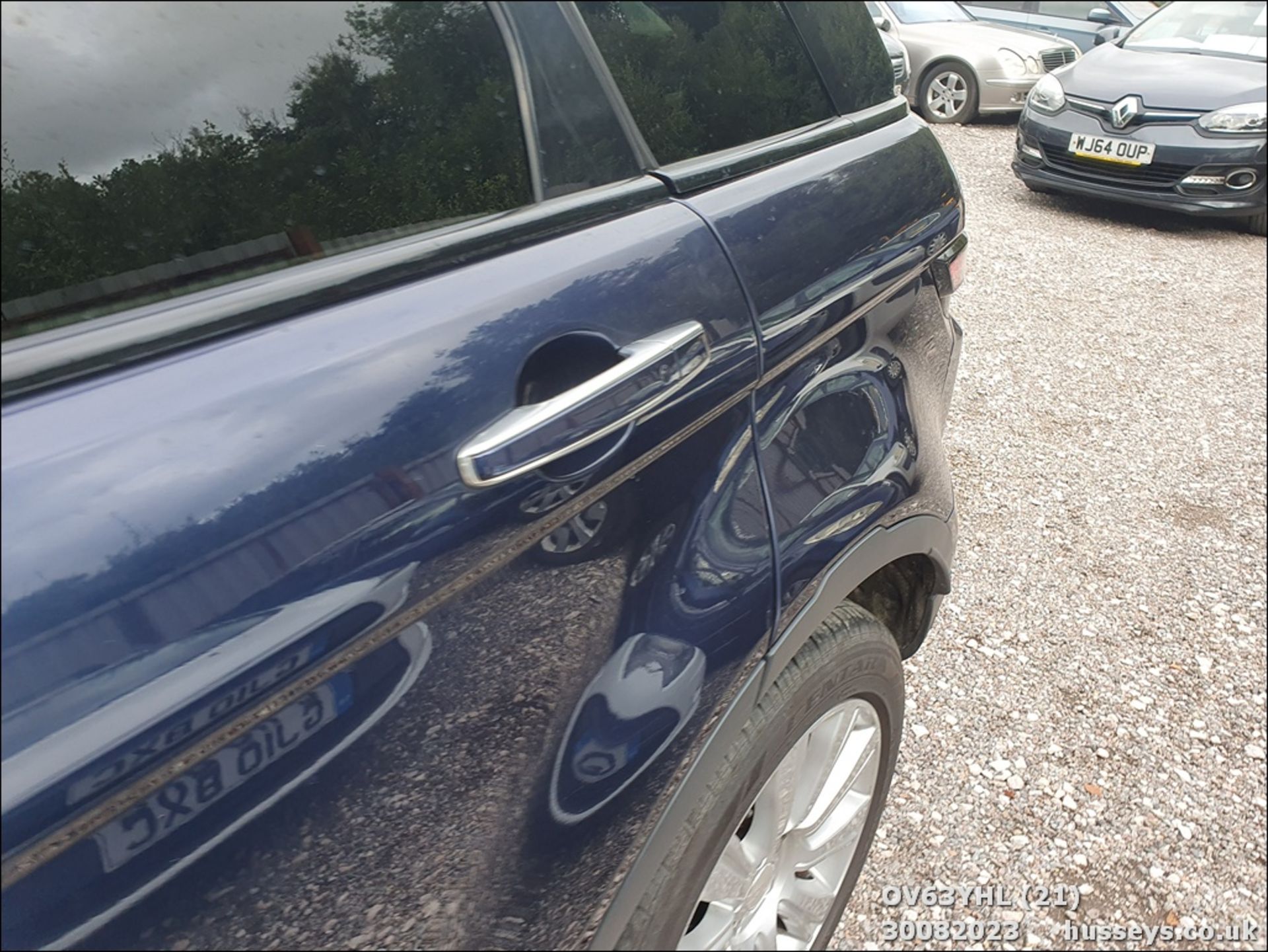 13/63 LAND ROVER RANGE ROVER EVOQUE PRESTI - 2179cc 5dr Estate (Blue, 78k) - Image 22 of 61