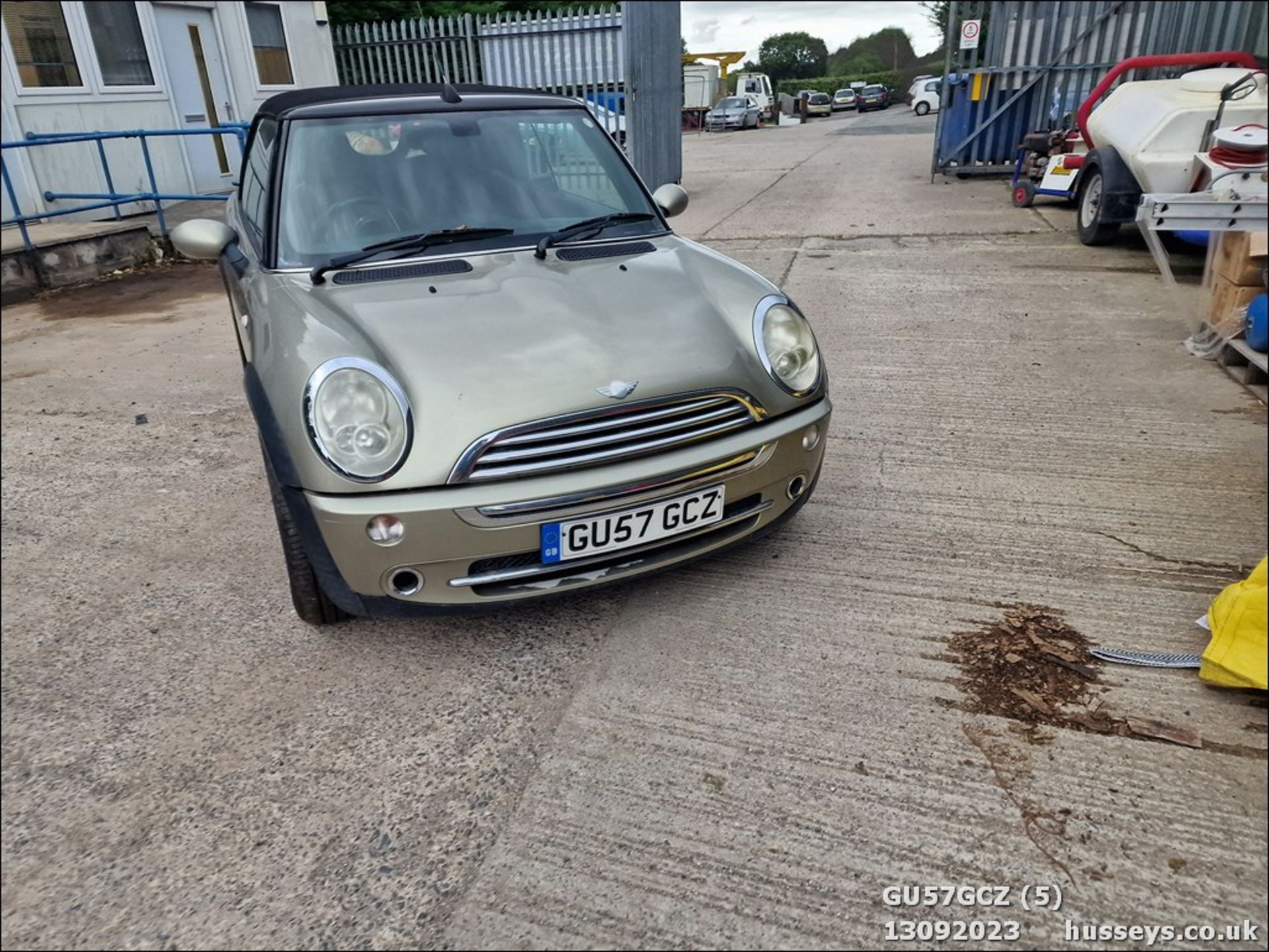 07/57 MINI COOPER SIDEWALK - 1598cc 2dr Convertible (Silver) - Image 6 of 27