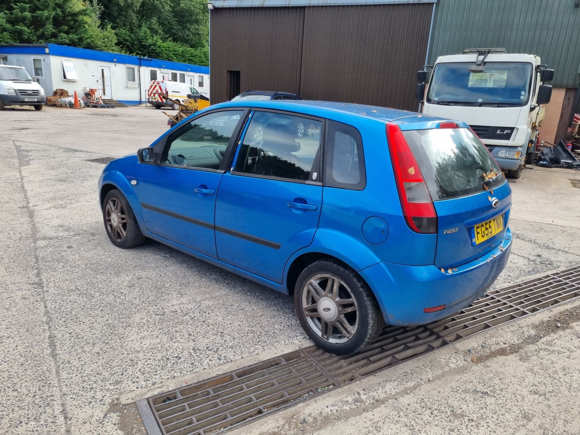 05/55 FORD FIESTA GHIA - 1388cc 5dr Hatchback (Blue) - Image 21 of 64