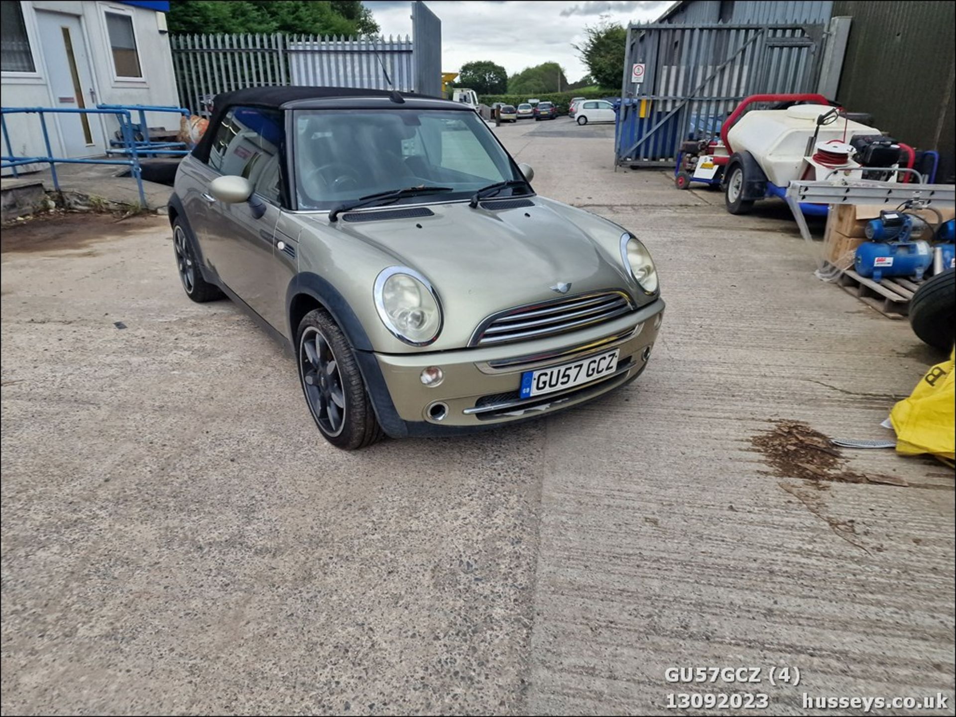 07/57 MINI COOPER SIDEWALK - 1598cc 2dr Convertible (Silver) - Image 5 of 27