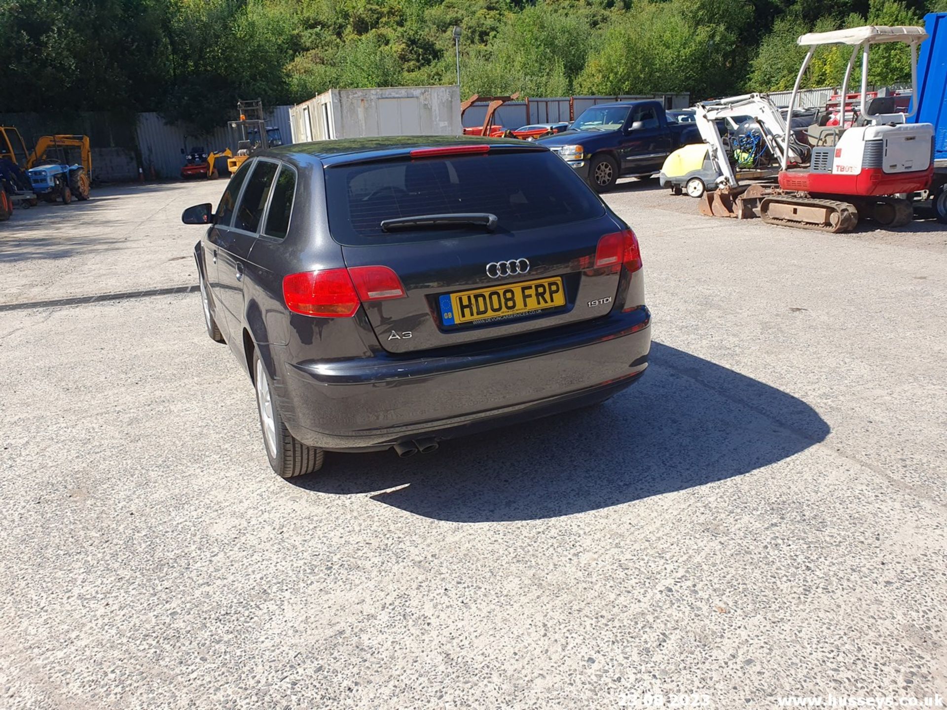 08/08 AUDI A3 E 104 TDI - 1896cc 5dr Hatchback (Grey, 114k) - Image 16 of 47