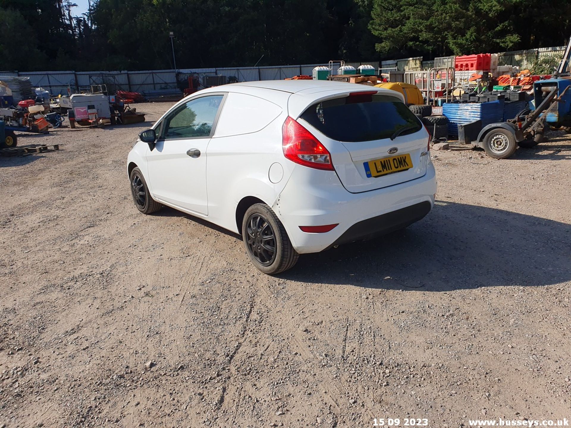 11/11 FORD FIESTA BASE TDCI - 1399cc 3dr Van (White, 231k) - Image 13 of 56