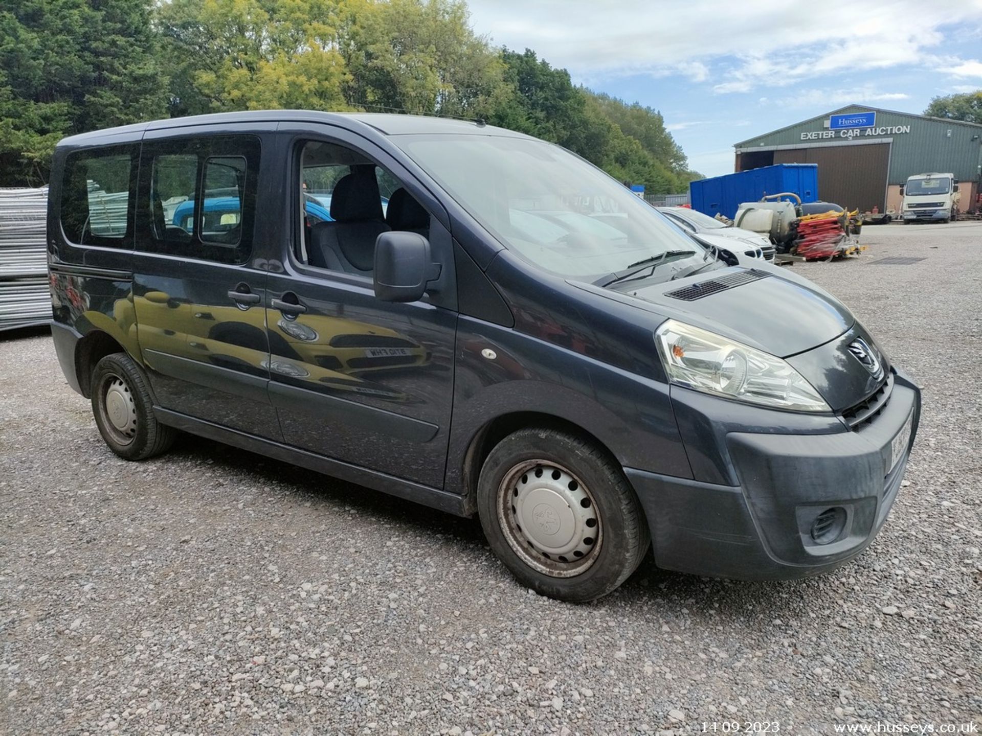 09/59 PEUGEOT EXPERT TEPEE COMFORT 6S - 1560cc 5dr MPV (Grey) - Image 2 of 33