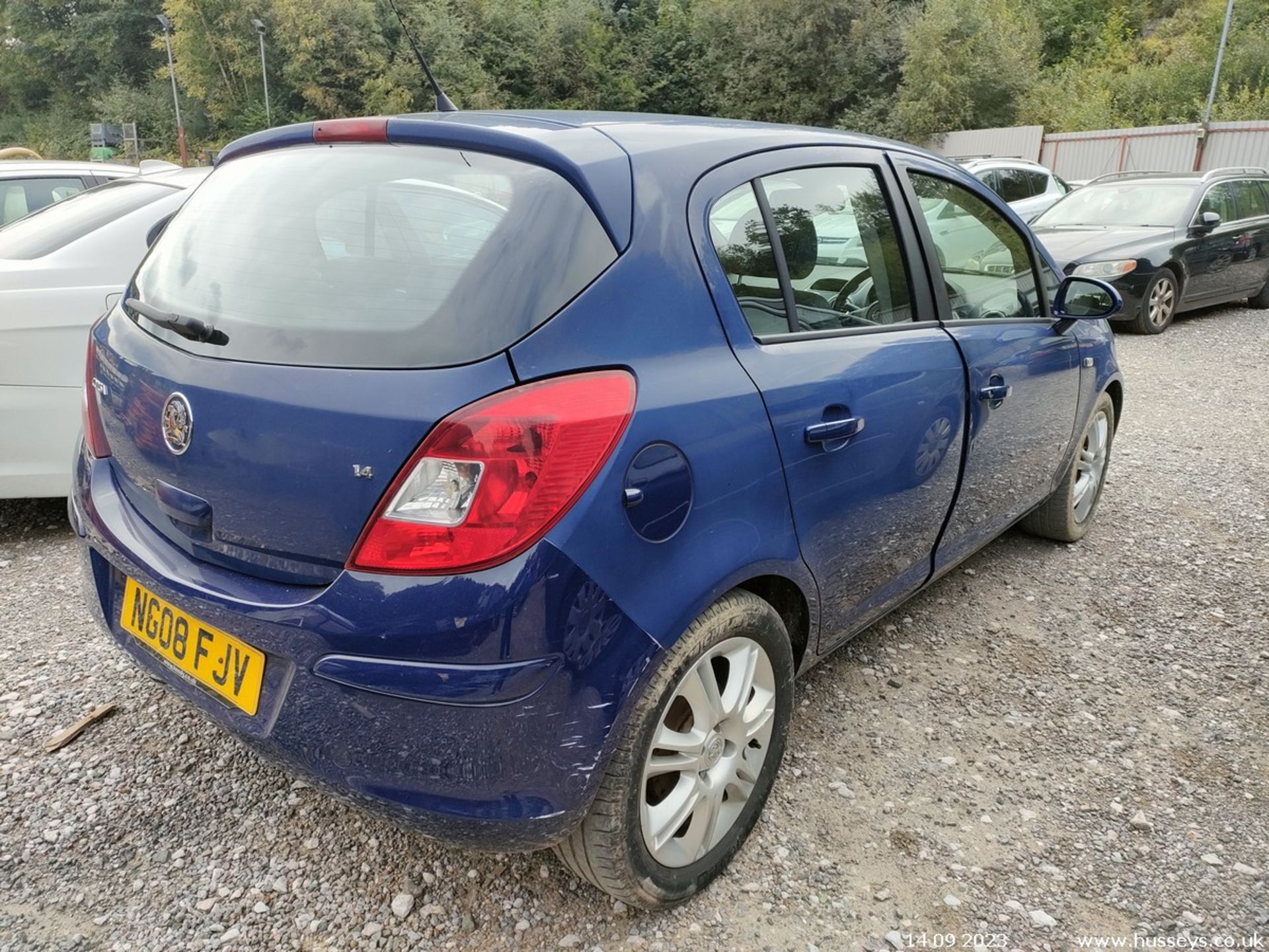 08/08 VAUXHALL CORSA DESIGN - 1364cc 5dr Hatchback (Blue) - Image 18 of 33