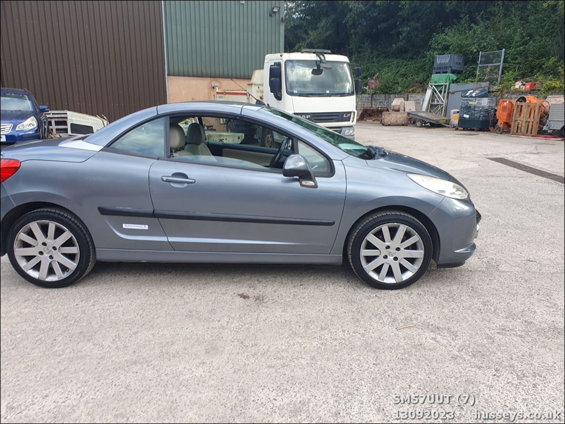 07/57 PEUGEOT 207 GT CC - 1598cc 2dr Convertible (Grey) - Image 8 of 59