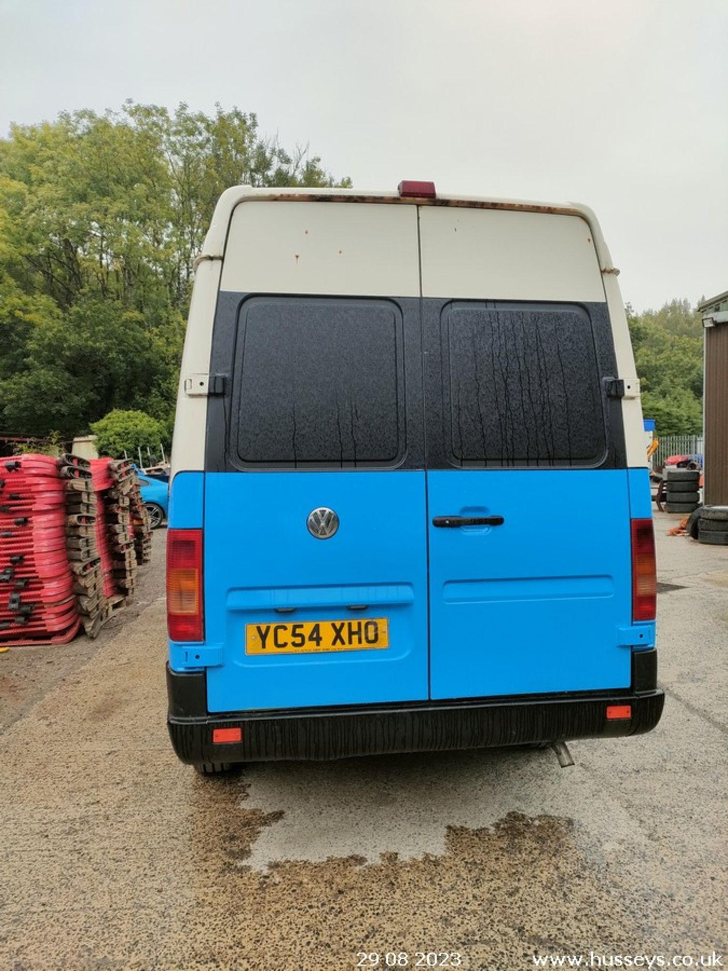 04/54 VOLKSWAGEN LT35 95 TDI MWB - 2461cc 5dr Van (White, 139k) - Image 16 of 37