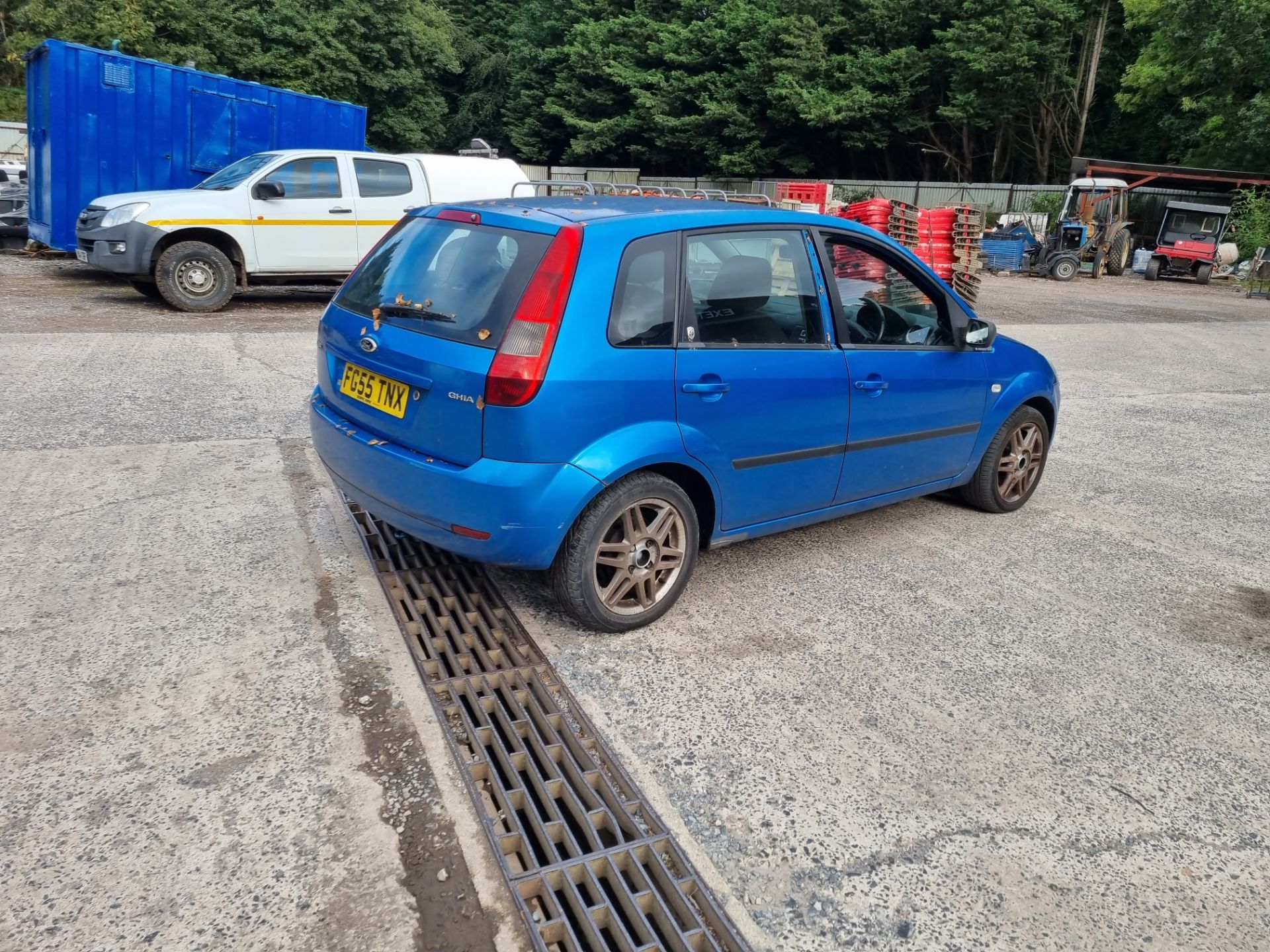 05/55 FORD FIESTA GHIA - 1388cc 5dr Hatchback (Blue) - Image 12 of 64