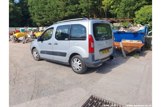 10/60 CITROEN BERLINGO M-SP XTR HDI - 1560cc 5dr MPV (Silver) - Image 17 of 61