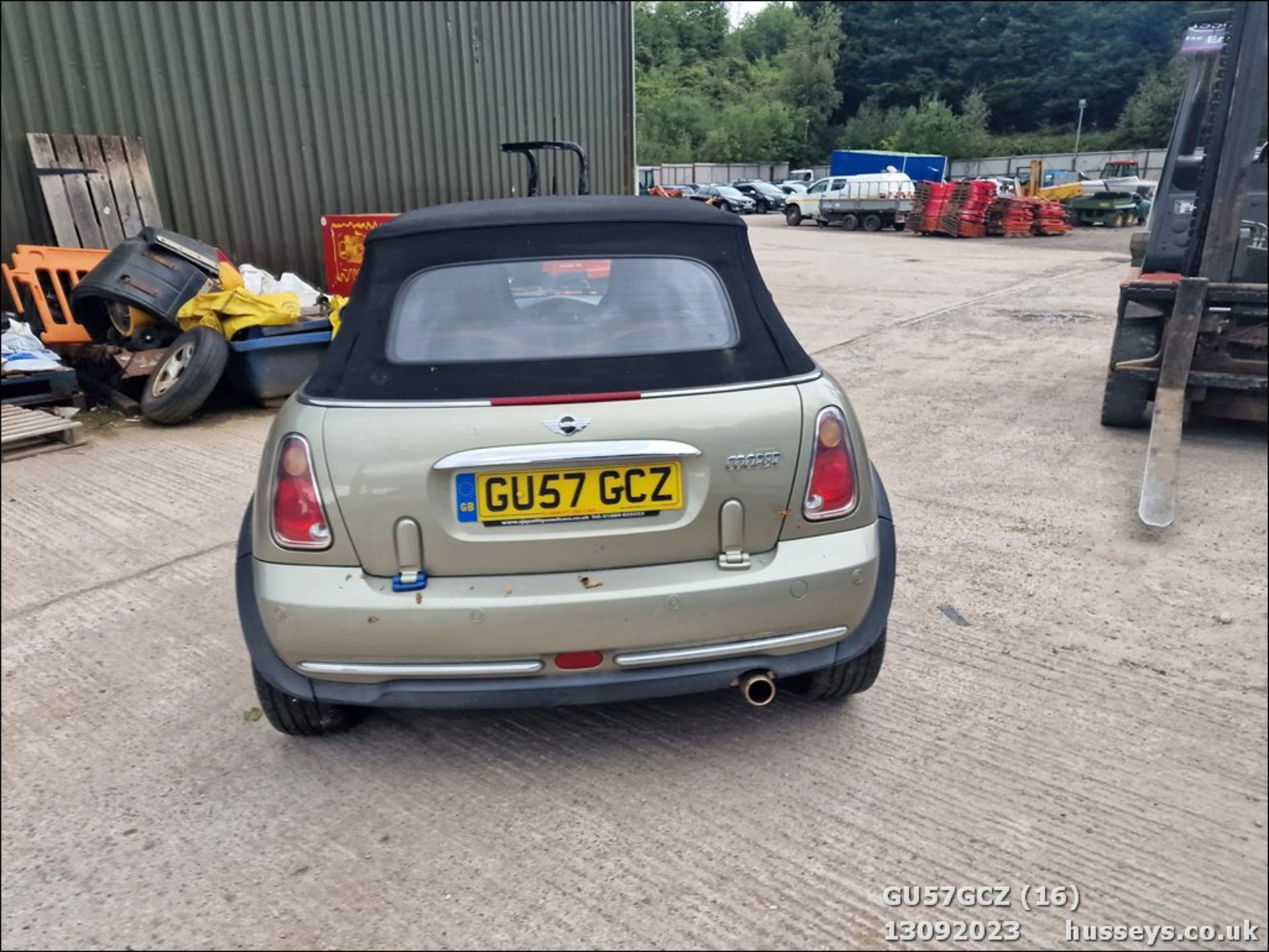 07/57 MINI COOPER SIDEWALK - 1598cc 2dr Convertible (Silver) - Image 17 of 27