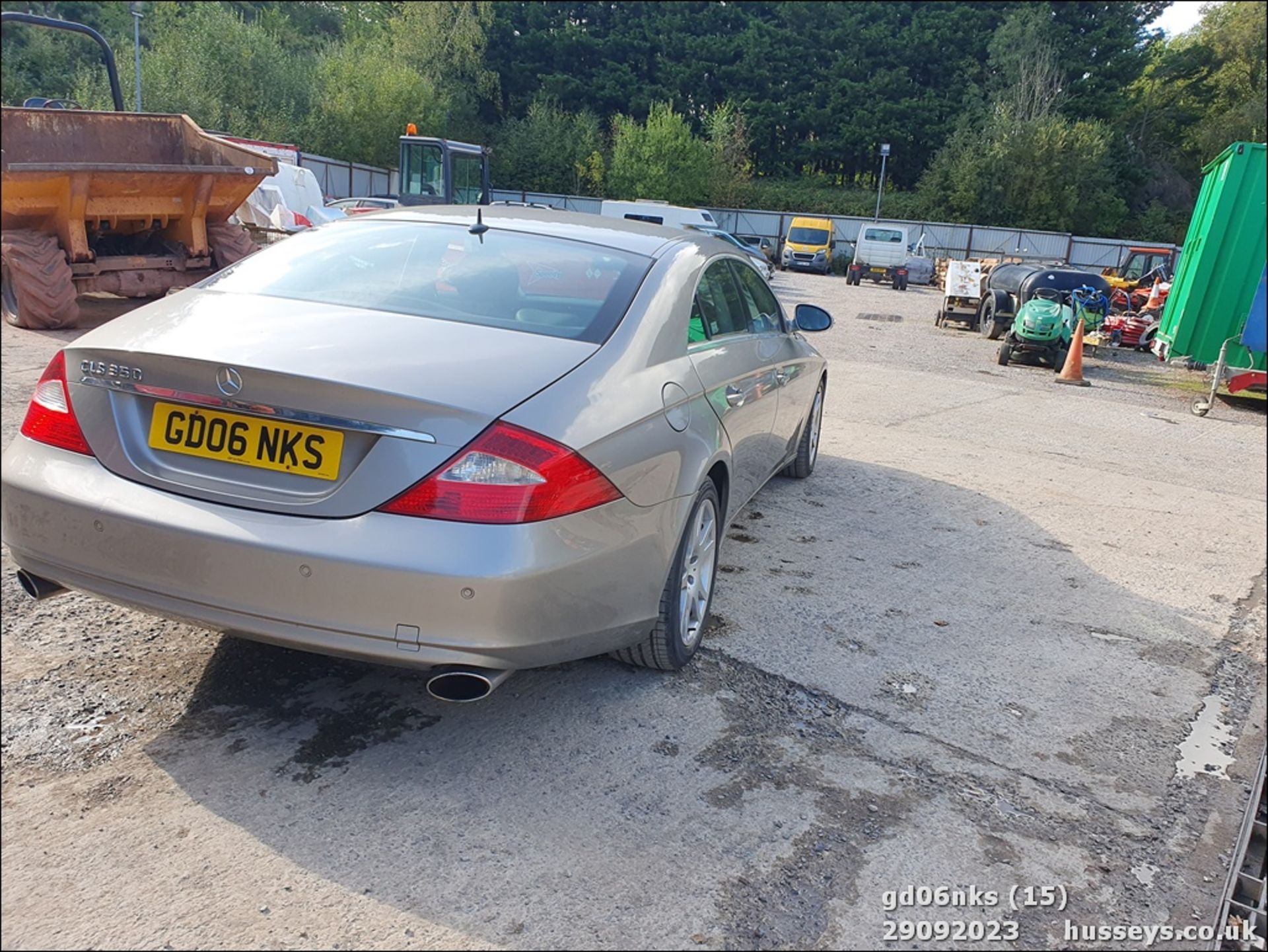 06/06 MERCEDES CLS 350 AUTO - 3498cc 4dr Coupe (Silver, 130k) - Image 16 of 64