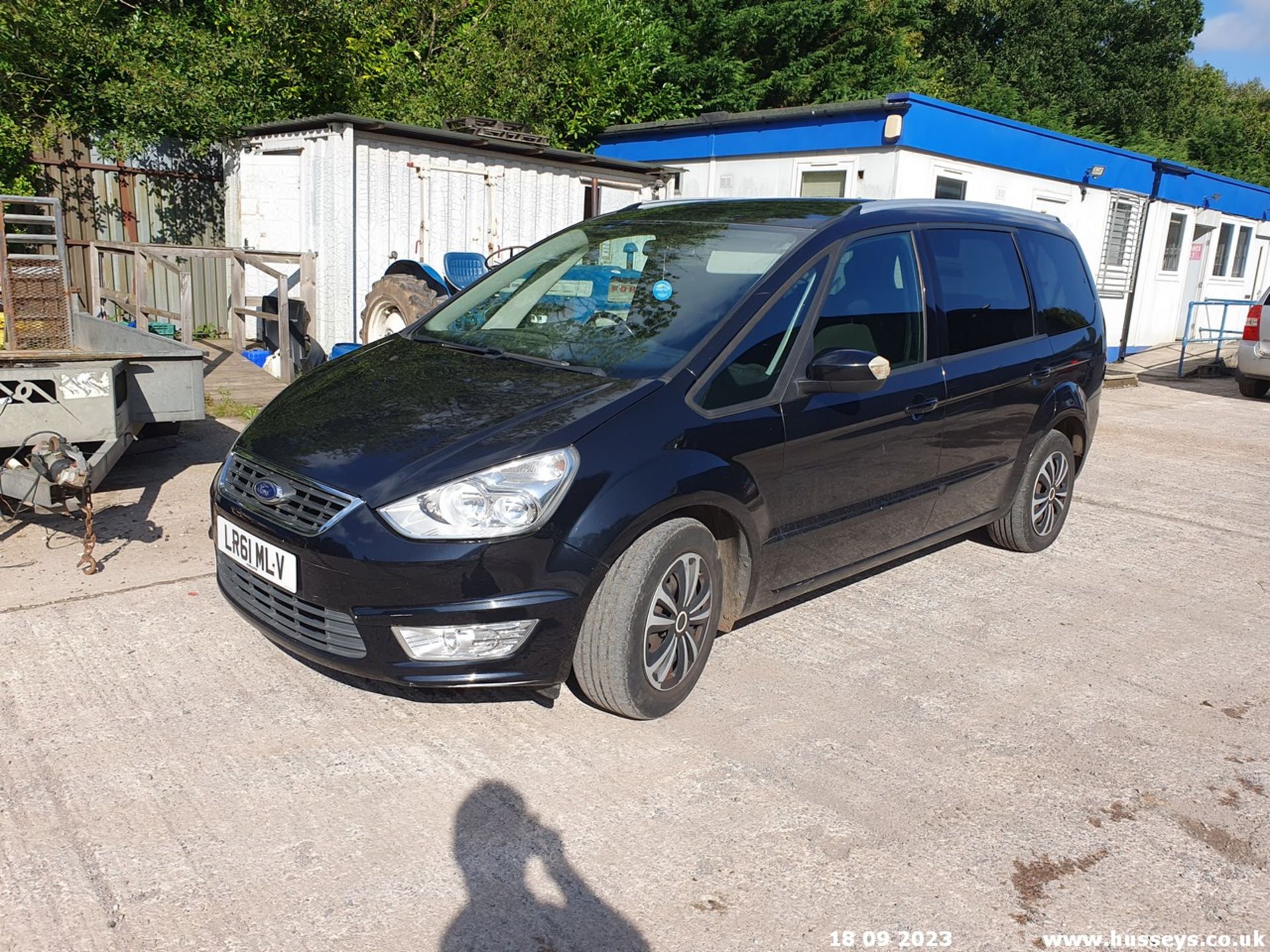 11/61 FORD GALAXY ZETEC TDCI AUTO - 1997cc 5dr MPV (Black, 200k) - Image 4 of 62