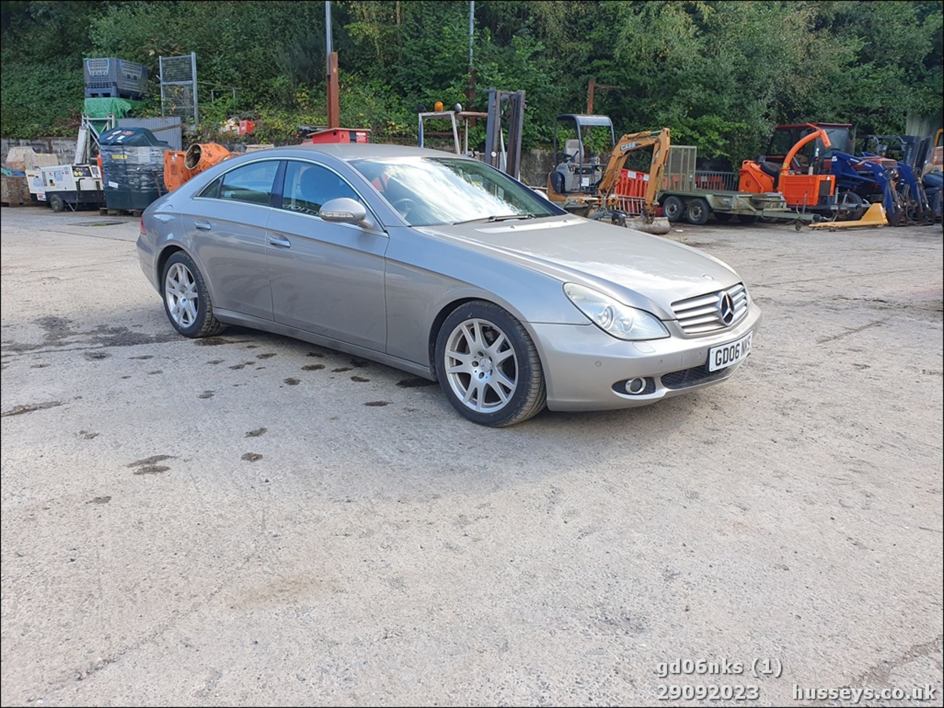 06/06 MERCEDES CLS 350 AUTO - 3498cc 4dr Coupe (Silver, 130k) - Image 2 of 64