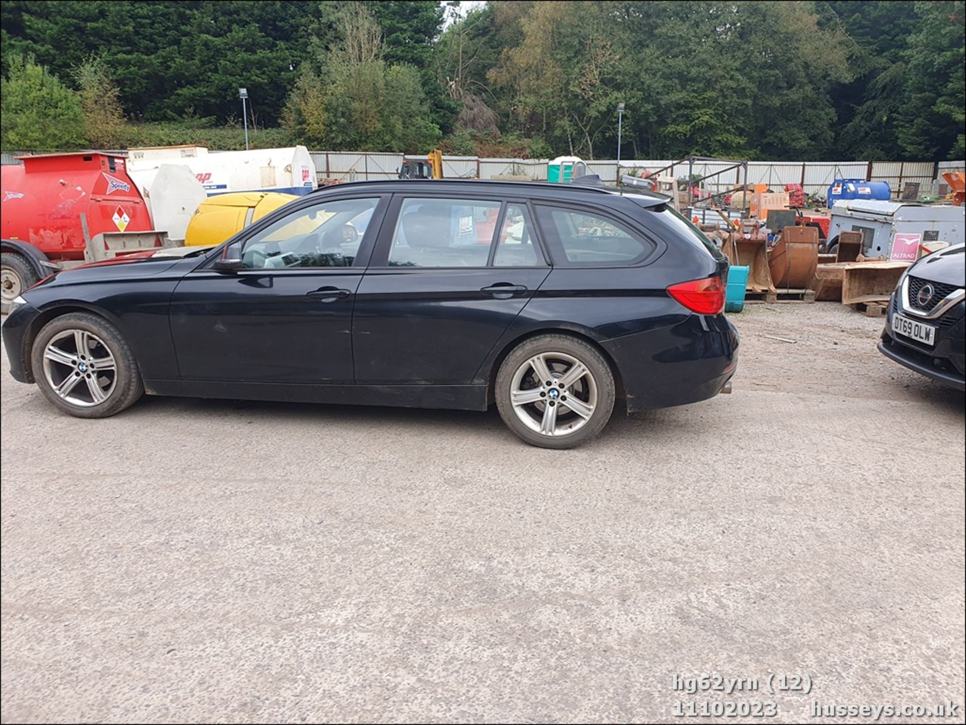 13/62 BMW 318D SE - 1995cc 5dr Estate (Black, 201k) - Image 13 of 58