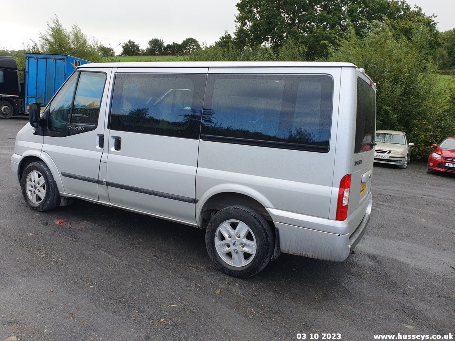 13/62 FORD TRANSIT 125 T280 FWD - 2198cc 5dr MPV (Silver, 146k) - Image 12 of 65