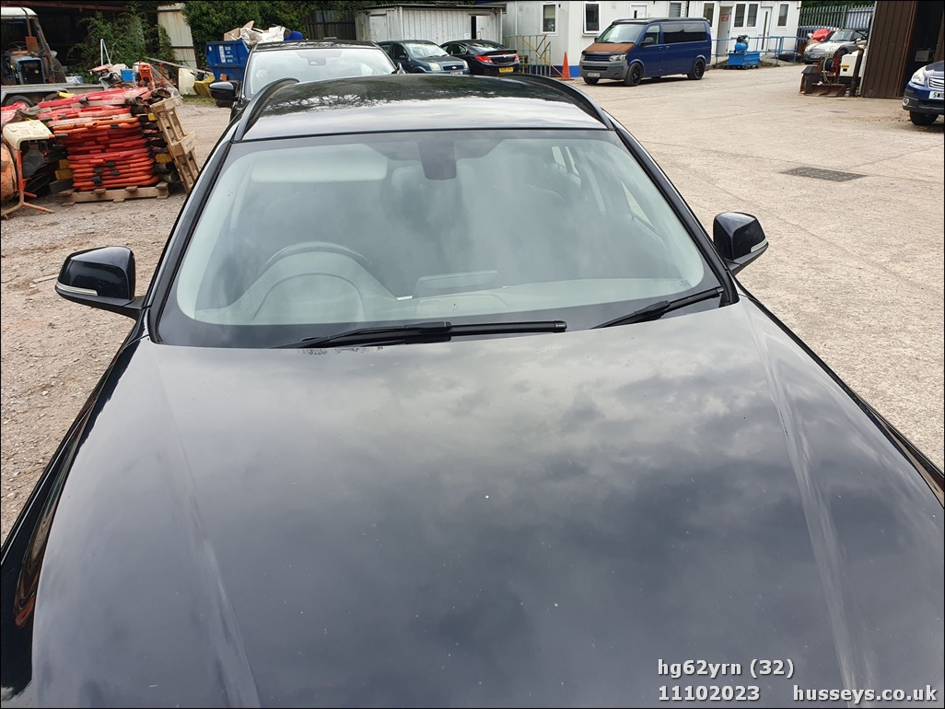 13/62 BMW 318D SE - 1995cc 5dr Estate (Black, 201k) - Image 33 of 58