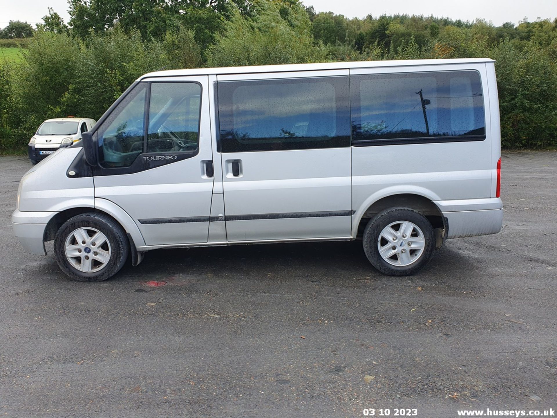 13/62 FORD TRANSIT 125 T280 FWD - 2198cc 5dr MPV (Silver, 146k) - Image 10 of 65