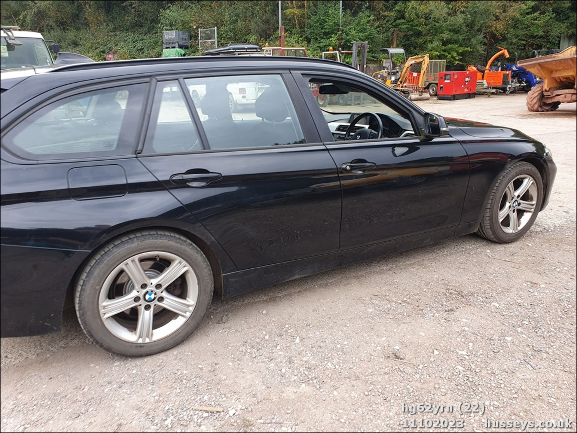 13/62 BMW 318D SE - 1995cc 5dr Estate (Black, 201k) - Image 23 of 58