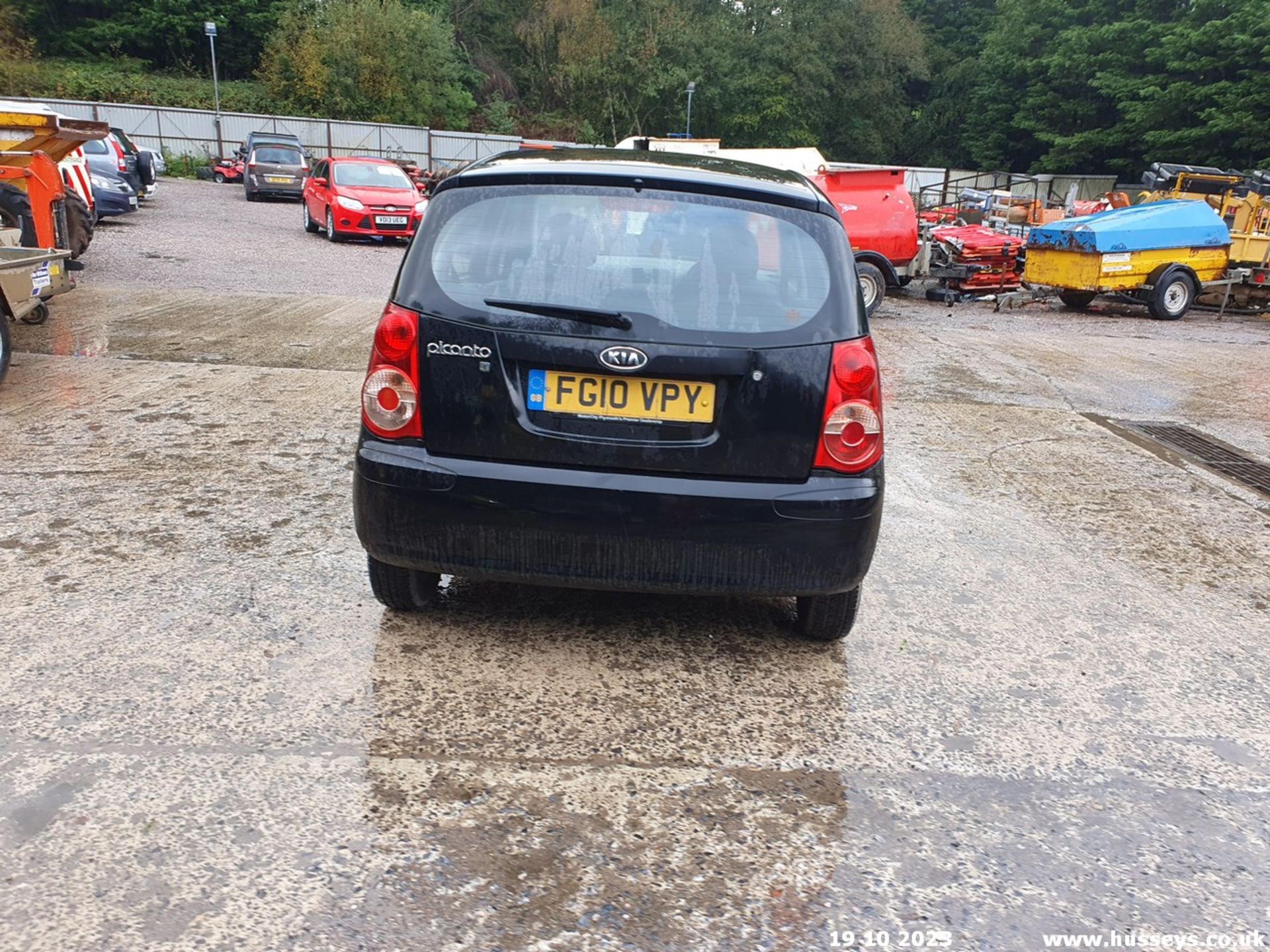 10/10 KIA PICANTO 1 - 999cc 5dr Hatchback (Black, 61k) - Image 15 of 53