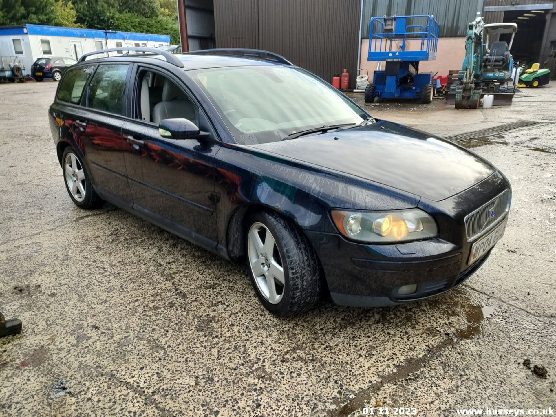 04/04 VOLVO V50 SE D - 1998cc 5dr Estate (Black, 192k) - Image 29 of 39