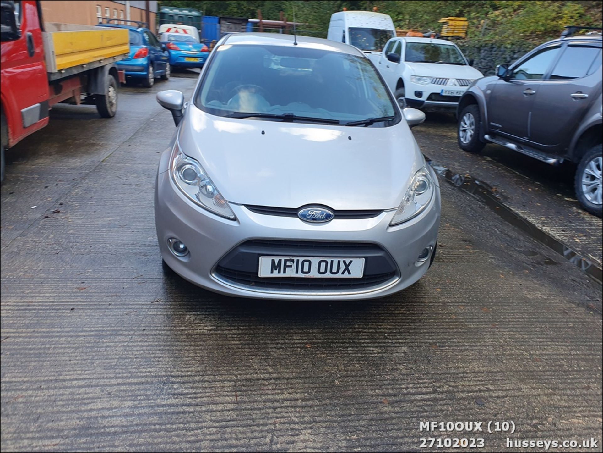 10/10 FORD FIESTA ZETEC 68 TDCI - 1399cc 5dr Hatchback (Silver, 156k) - Image 11 of 67