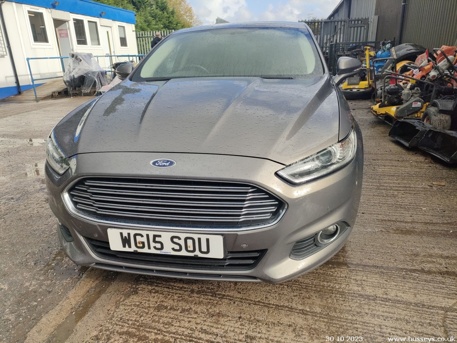 15/15 FORD MONDEO ZETEC ECONETIC TDC - 1560cc 5dr Hatchback (Grey, 175k) - Image 5 of 38