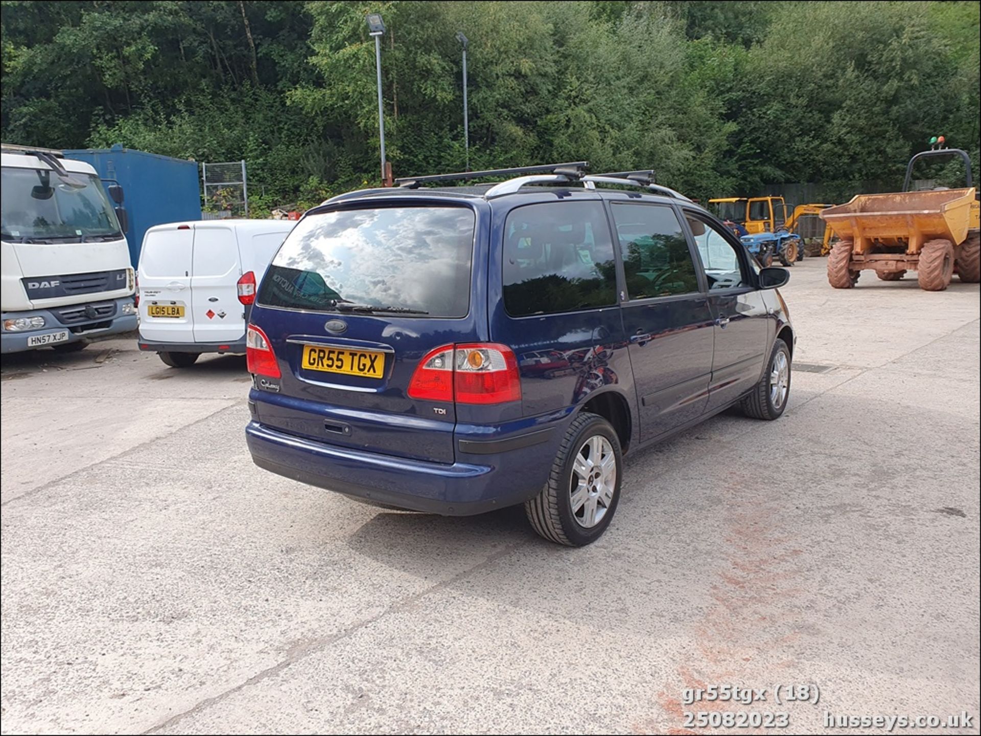 06/55 FORD GALAXY GHIA TDI - 1896cc 5dr MPV (Blue, 135k) - Image 20 of 62