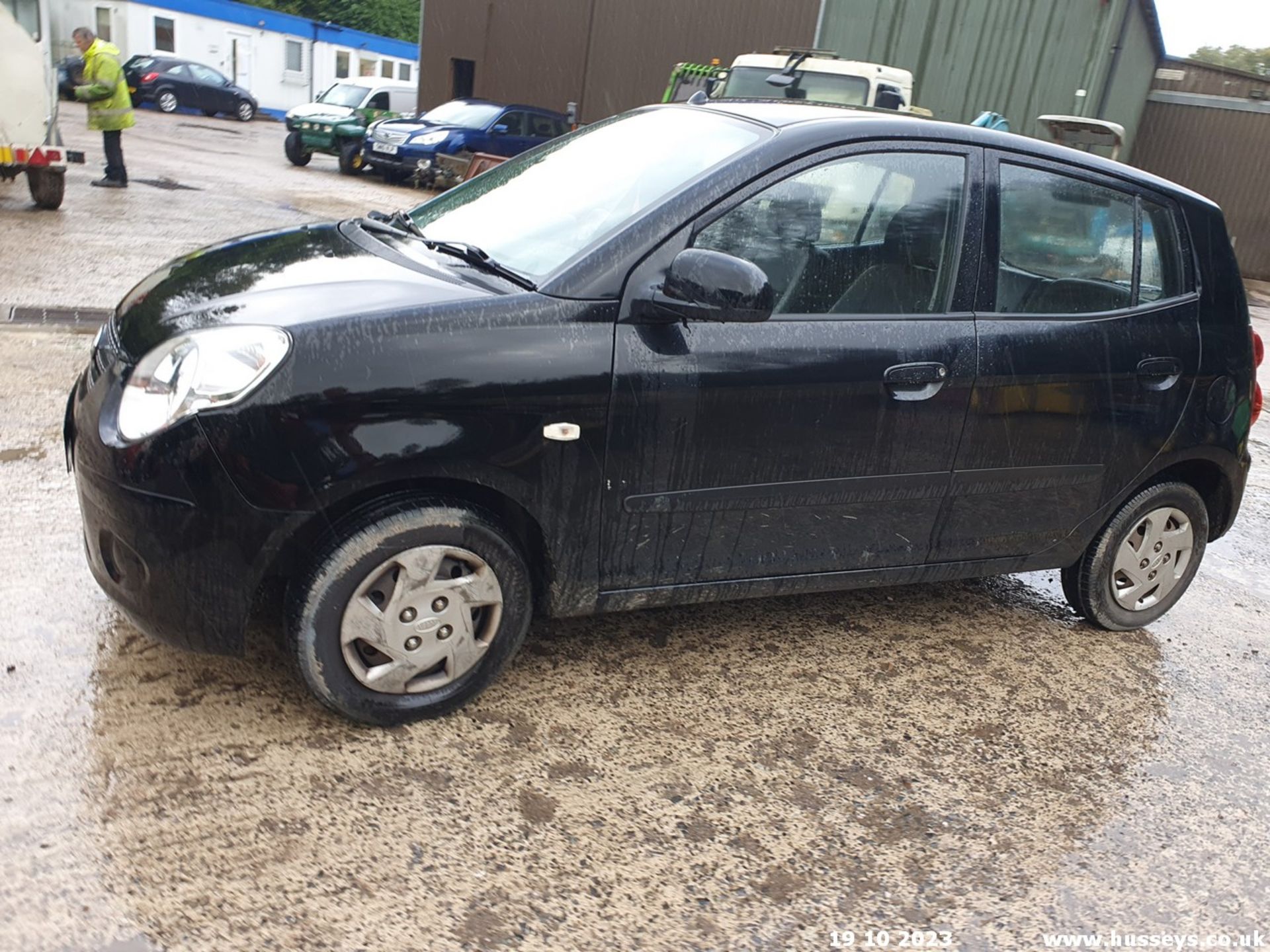 10/10 KIA PICANTO 1 - 999cc 5dr Hatchback (Black, 61k) - Image 20 of 53