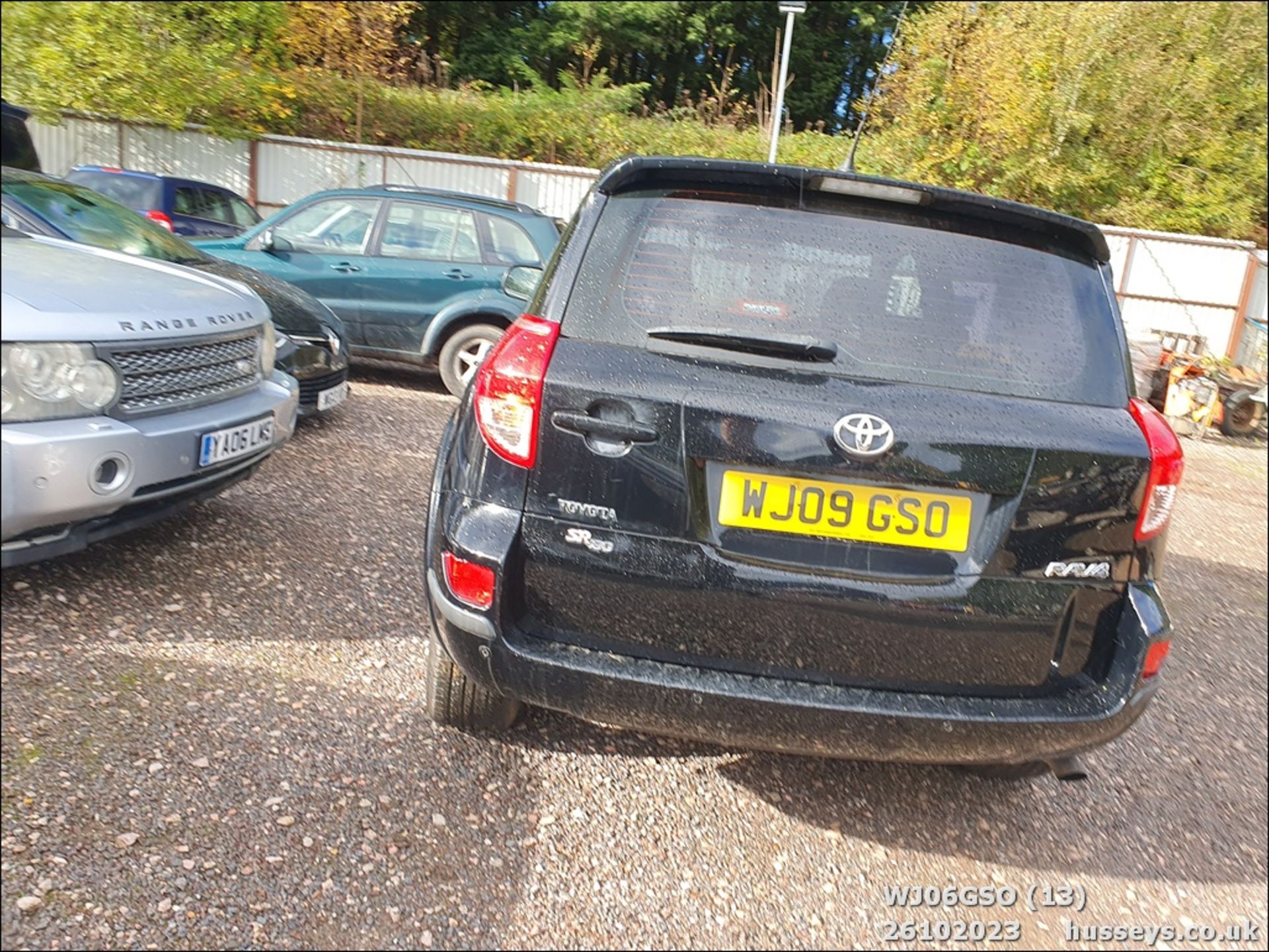 09/09 TOYOTA RAV4 SR180 D-4D - 2231cc 5dr Estate (Black, 101k) - Image 14 of 53