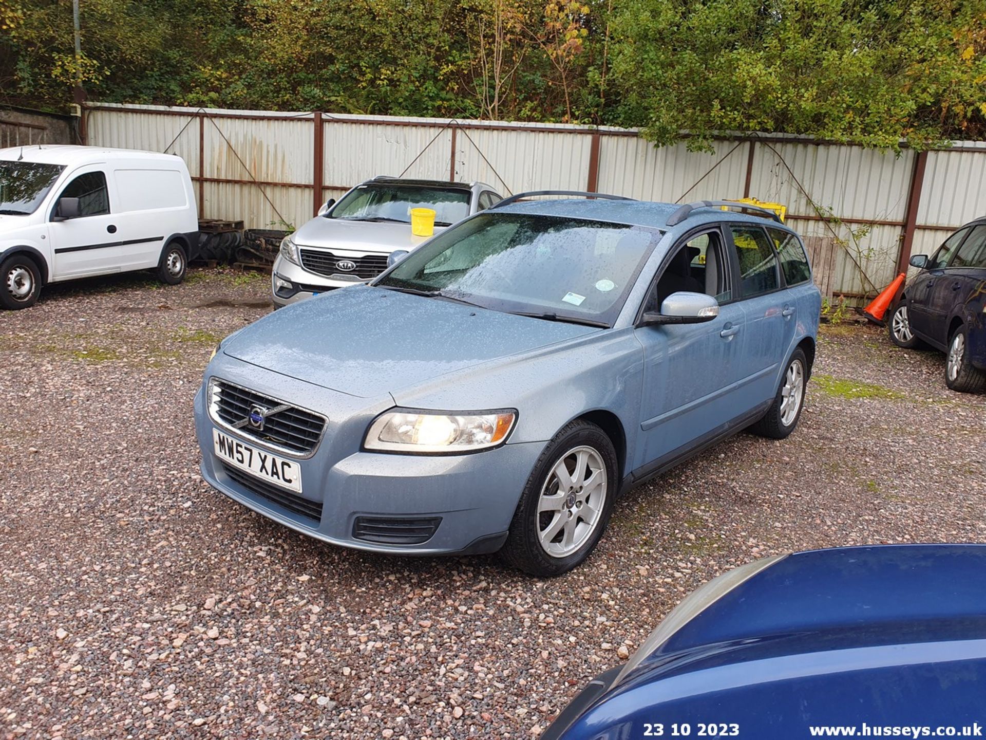 08/57 VOLVO V50 S D - 1998cc 5dr Estate (Blue, 136k) - Image 35 of 56