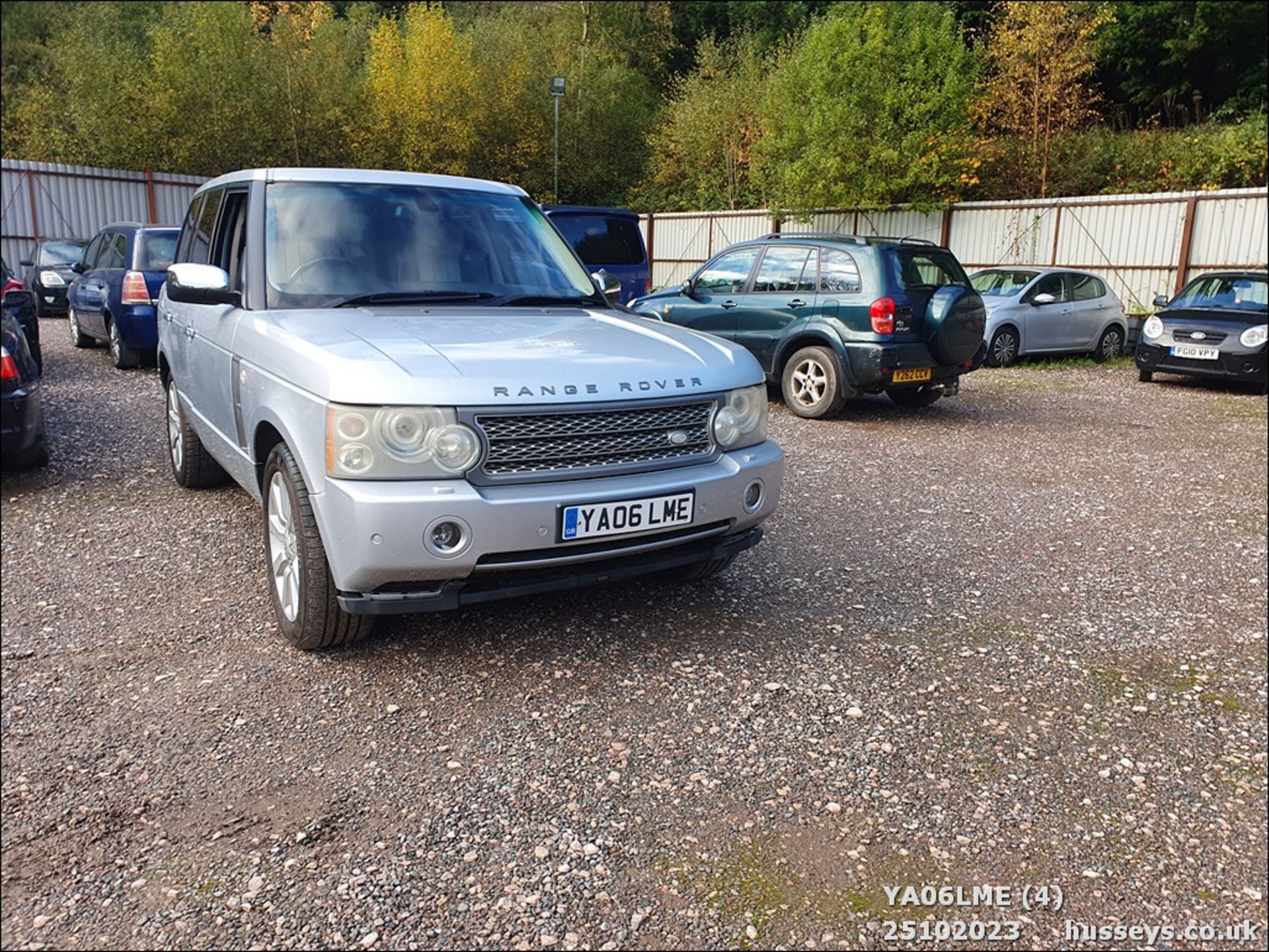 06/06 LAND ROVER RANGEROVER V8 SC AUTO - 4197cc 5dr Estate (Silver, 154k) - Image 5 of 44