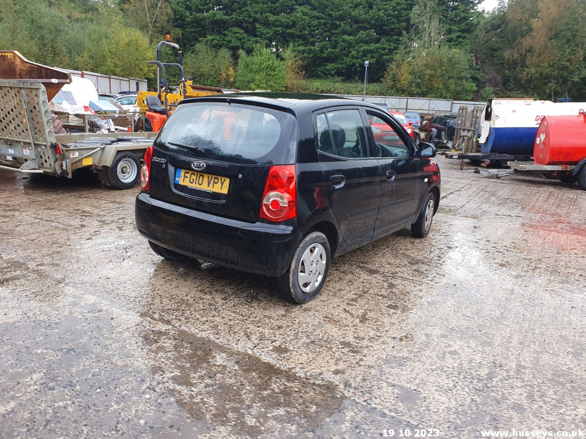 10/10 KIA PICANTO 1 - 999cc 5dr Hatchback (Black, 61k) - Image 13 of 53