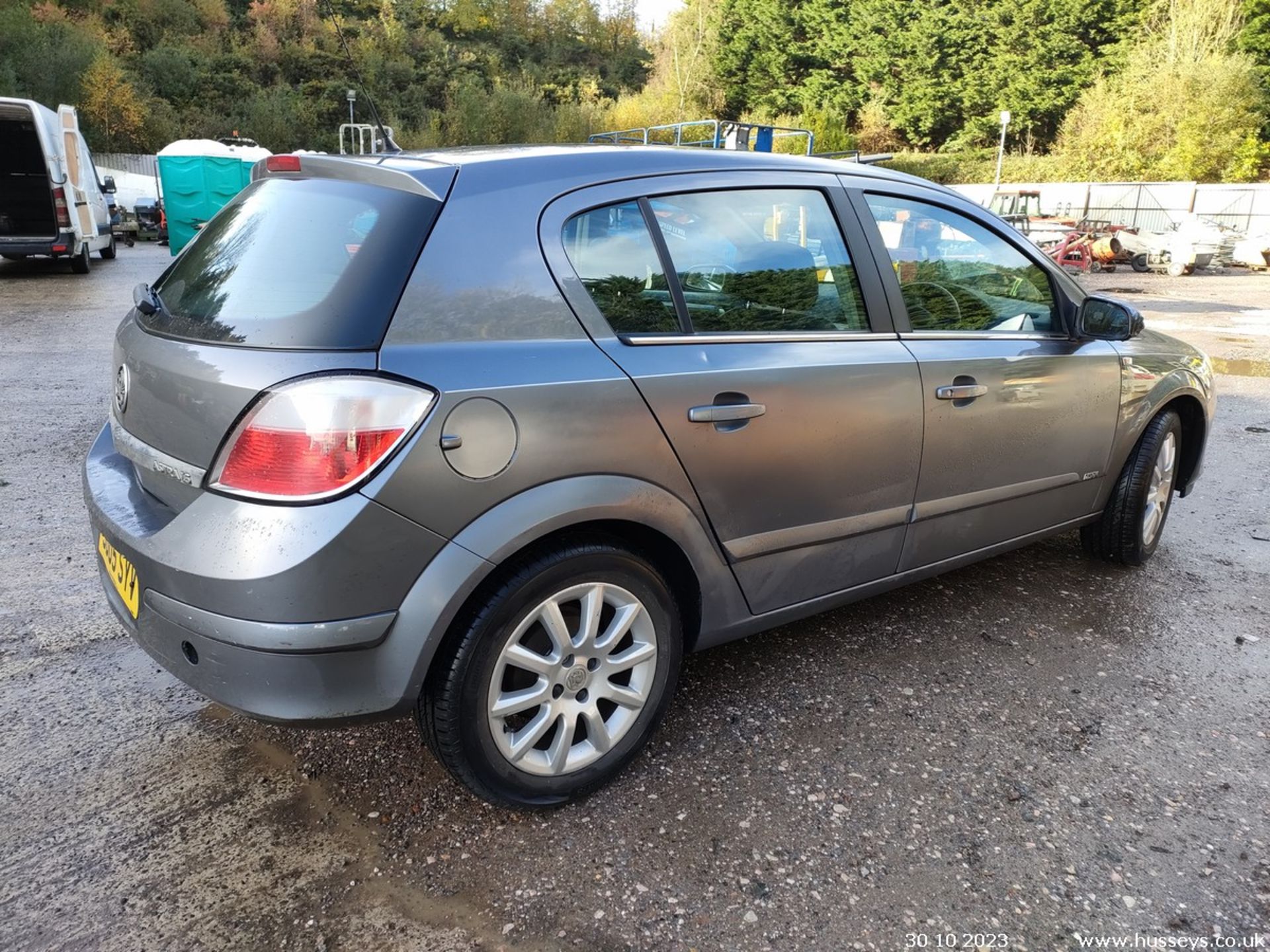 05/05 VAUXHALL ASTRA DESIGN TWINPORT - 1598cc 5dr Hatchback (Grey, 128k) - Image 24 of 37