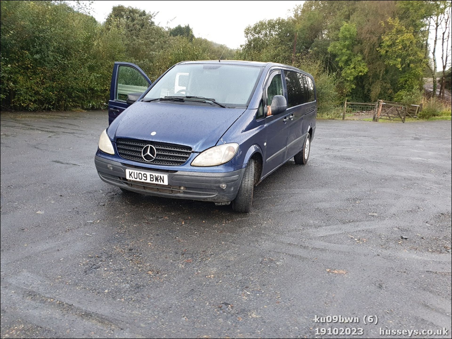 09/09 MERCEDES VITO 111 CDI XLONG - 2148cc 5dr Minibus (Blue) - Image 7 of 38