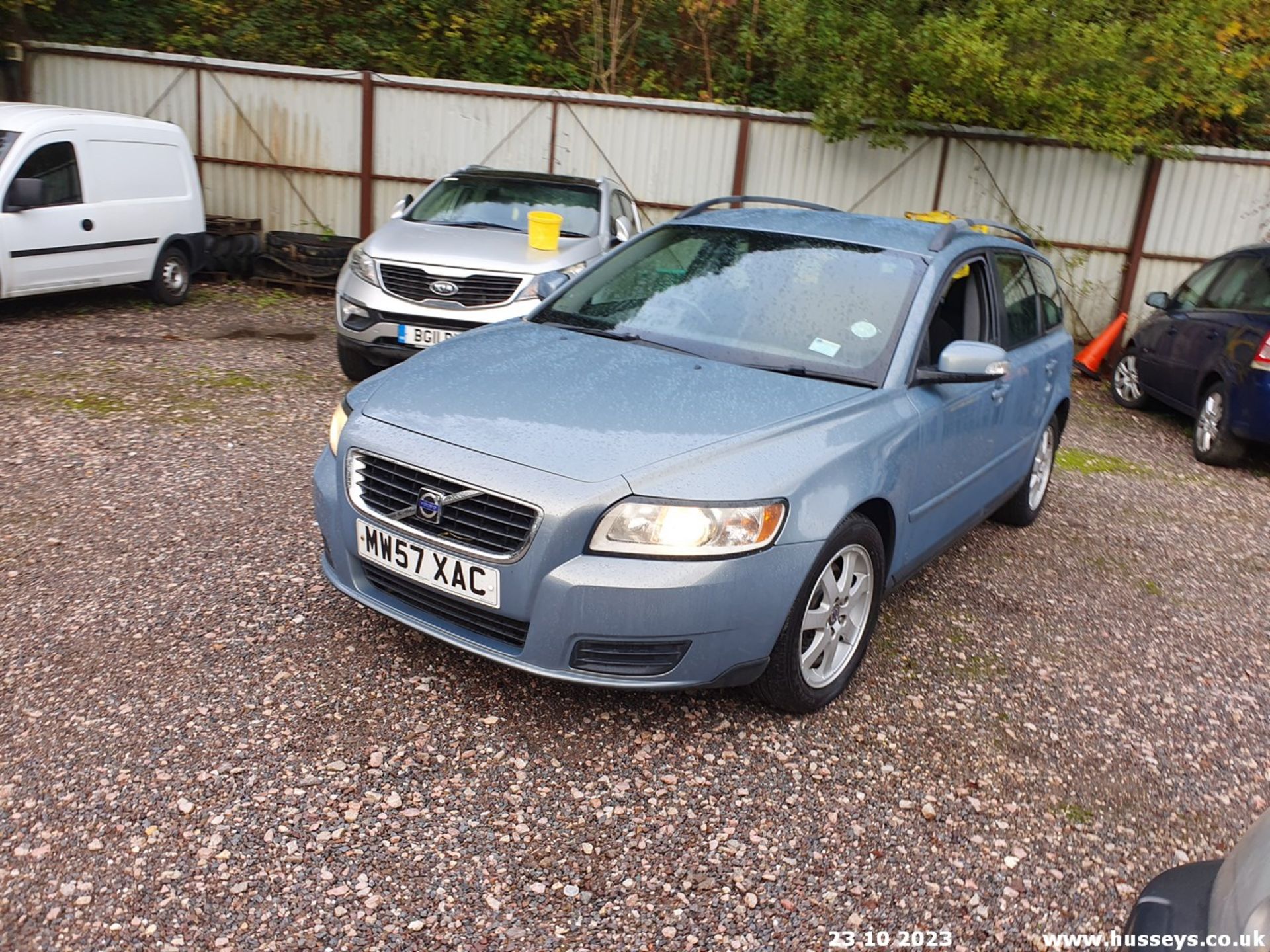 08/57 VOLVO V50 S D - 1998cc 5dr Estate (Blue, 136k) - Image 34 of 56